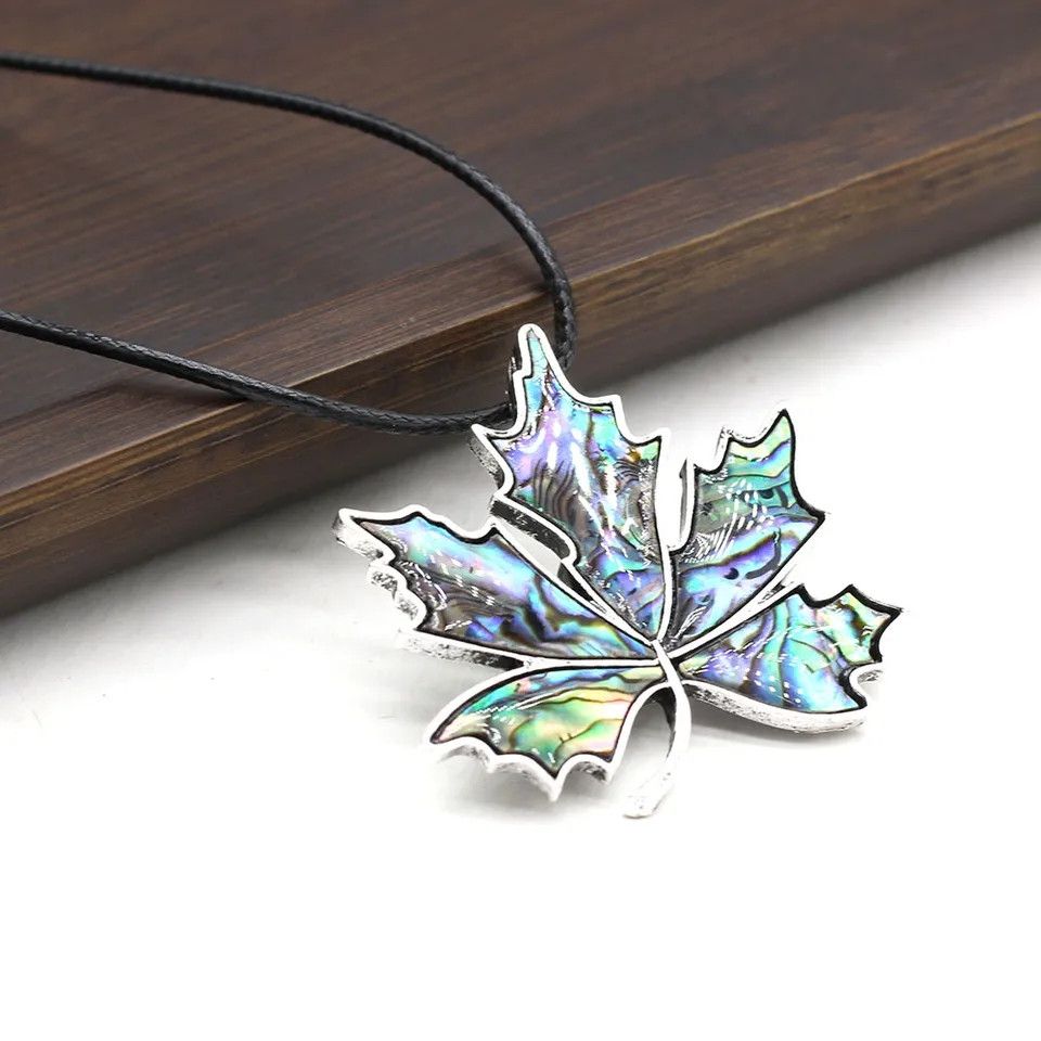 Jewelry Multicolor Leaf Shape Pendant Necklaces Size ONE SIZE - 3 Thumbnail