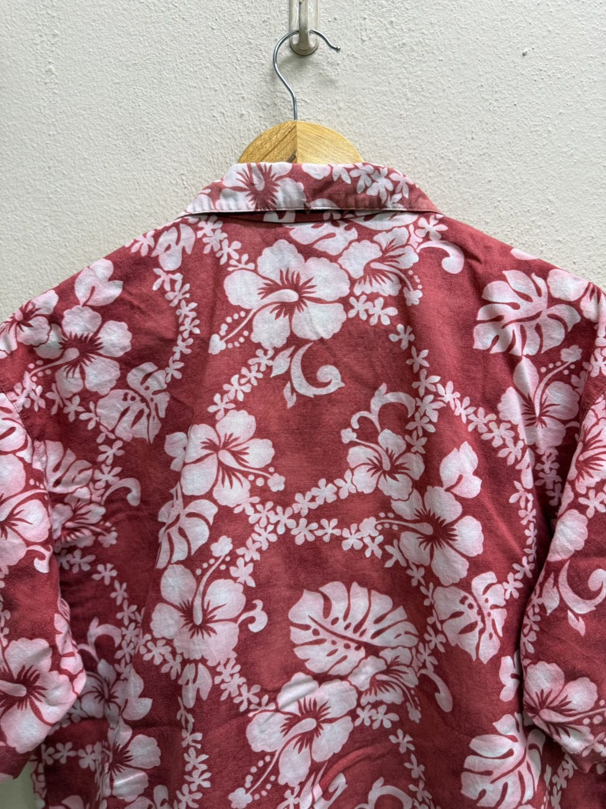 Vintage PIKO HAWAIIAN LONGBOARD WEAR MOTIVE FLORAL BUTTON UP SHIRT Size US M / EU 48-50 / 2 - 17 Thumbnail