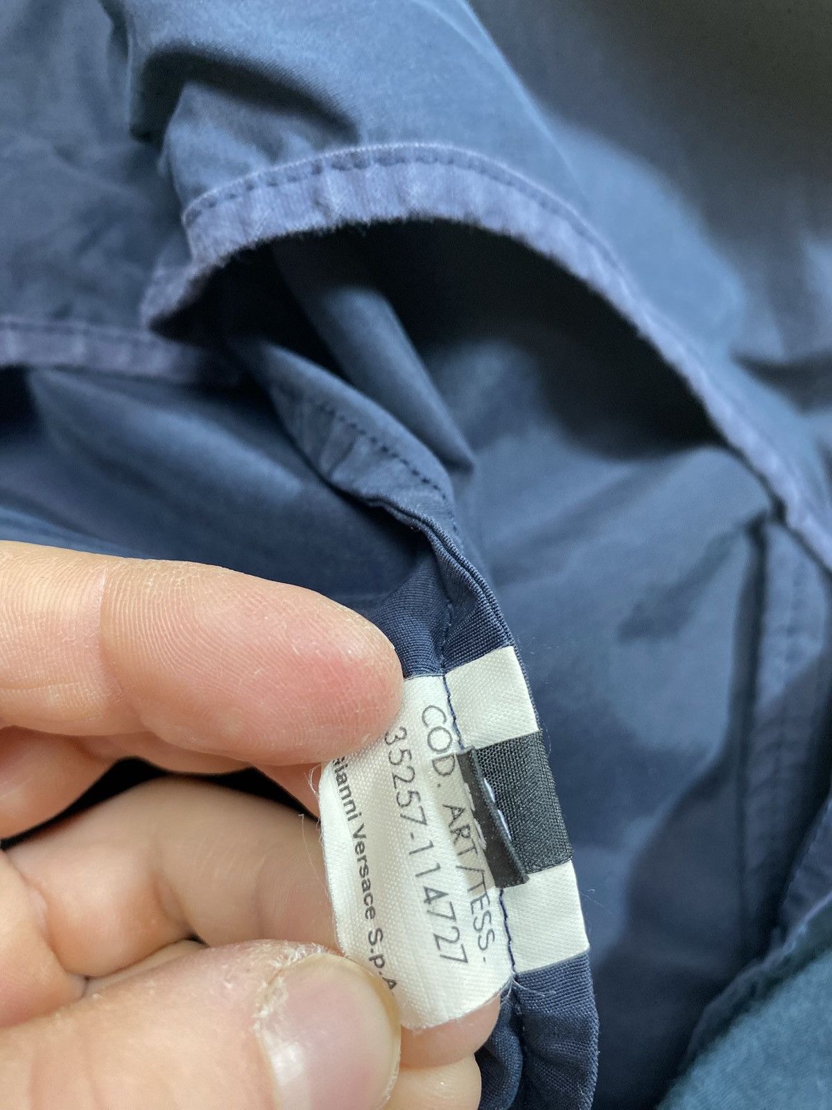 Versace Vintage versace sport windbreaker bomber jacket navy Size US L / EU 52-54 / 3 - 9 Thumbnail