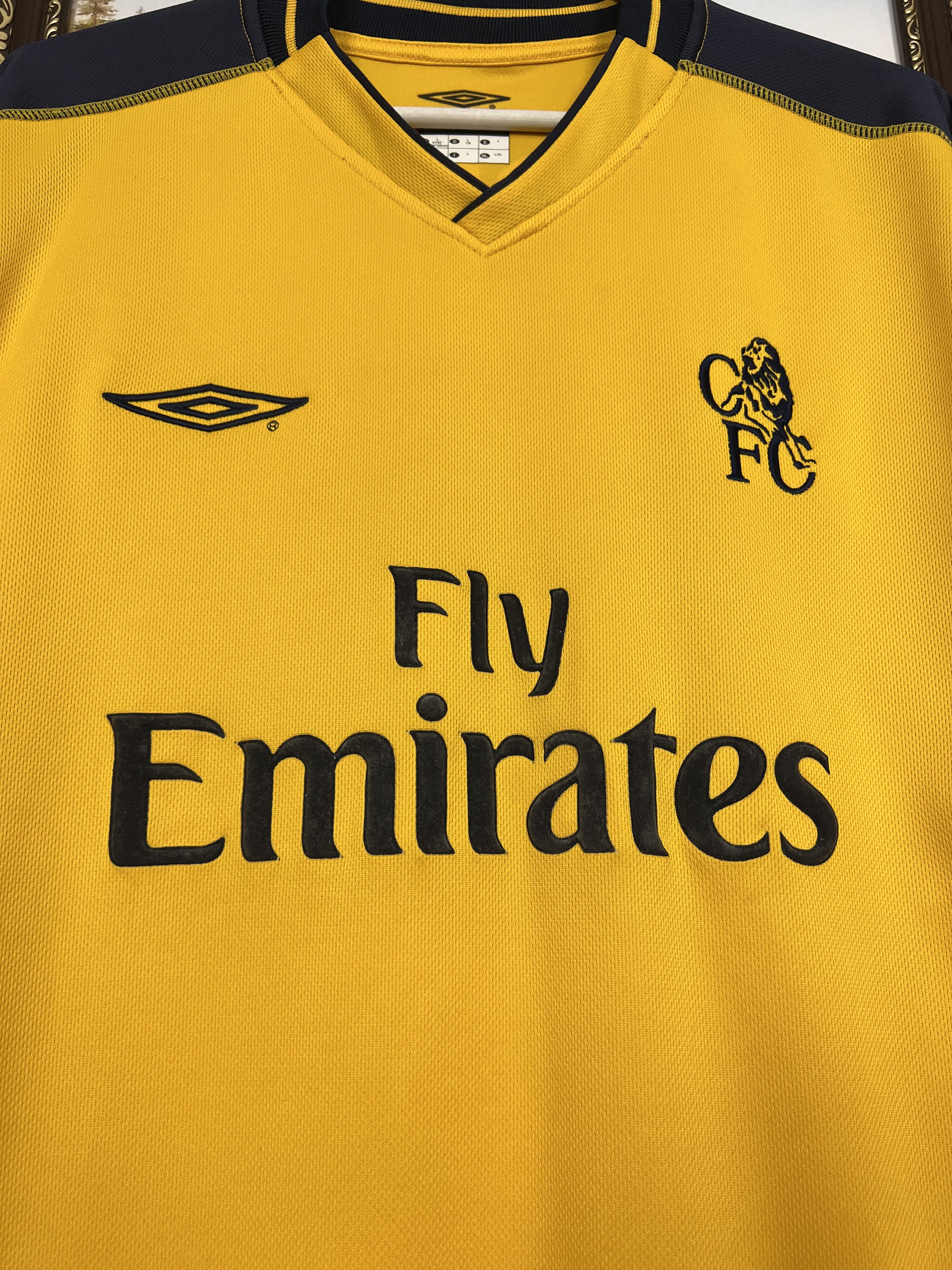 Umbro Chelsea Goalkeeper football shirt 2002 #23 Cudicini Umbro Size US L / EU 52-54 / 3 - 3 Thumbnail