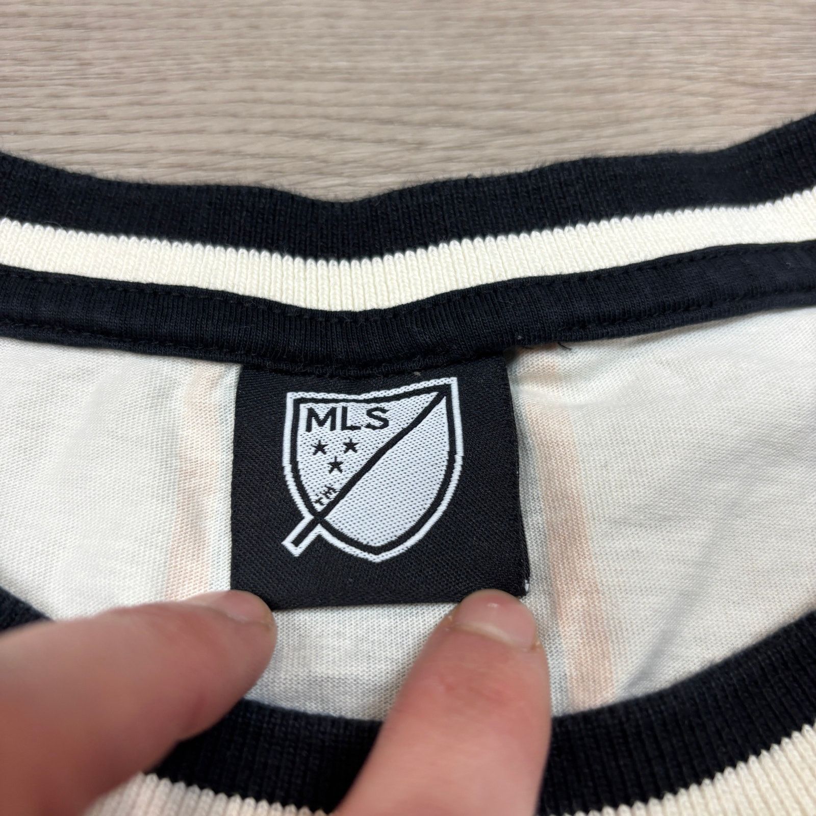 Other Los Angeles Galaxy MLS Ringer Striped Retro Tee Men's XL Size US XL / EU 56 / 4 - 4 Thumbnail