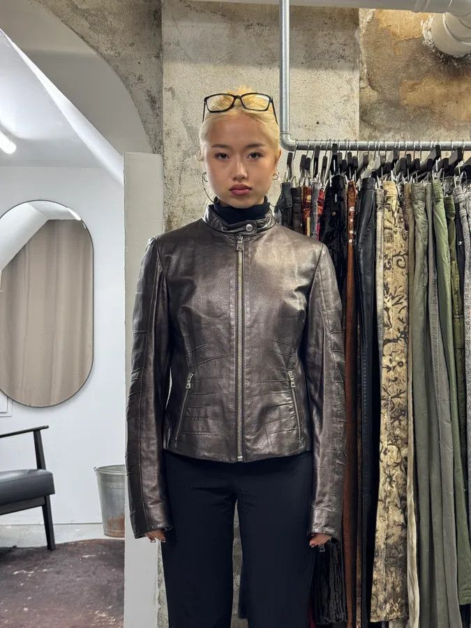 Prada AW2008 Prada Brown Plissed Leather Biker Jacket Size M / US 6-8 / IT 42-44 - 2 Thumbnail