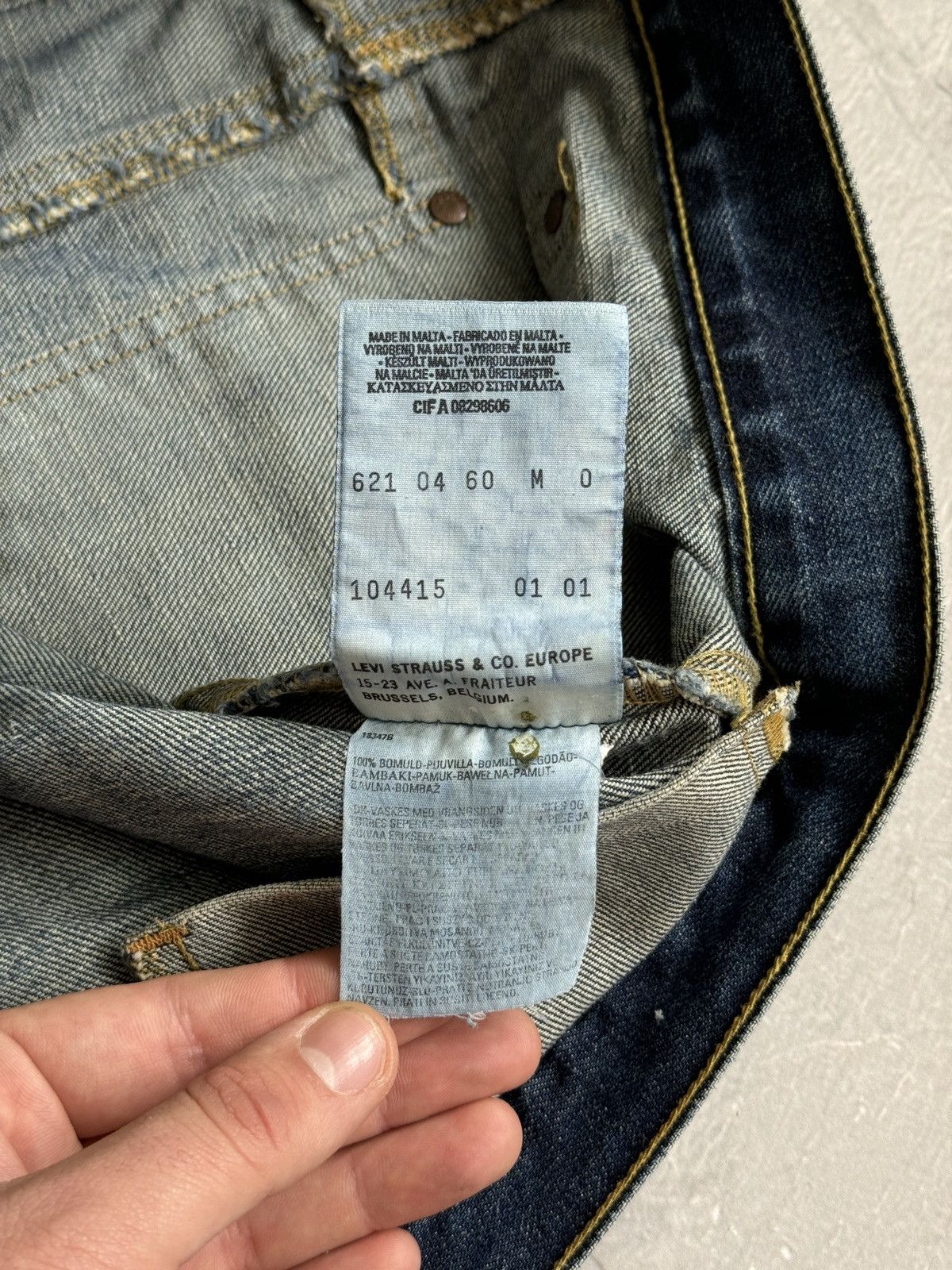 Levi's Vintage Clothing Vintage Levis Back Buckle Denim Midi Skirt Size 30" / US 8 / IT 44 - 19 Thumbnail