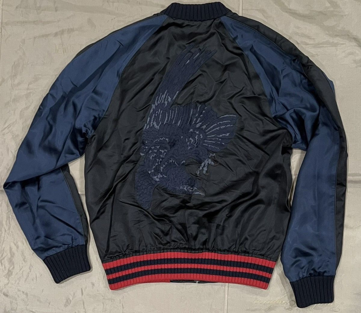 Gucci GUCCI SS16 REVERSIBLE EAGLE EMBROIDERED SATIN BOMBER Size 50 Size US M / EU 48-50 / 2 - 1 Thumbnail