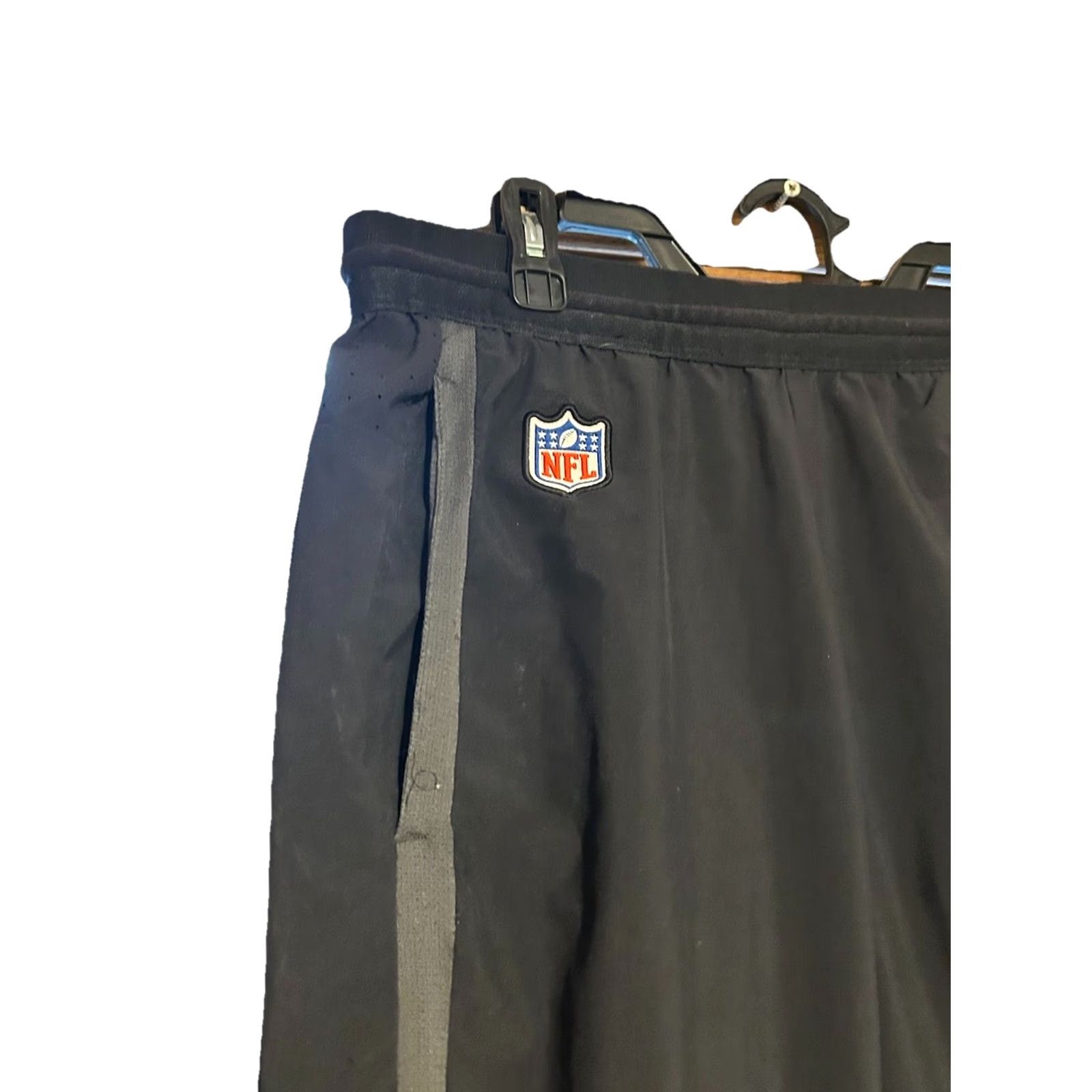 Nike Nike Steelers Dri Fit Tack Joggers Pants Men M Black NFL Elastic Waist Size US 31 - 6 Thumbnail