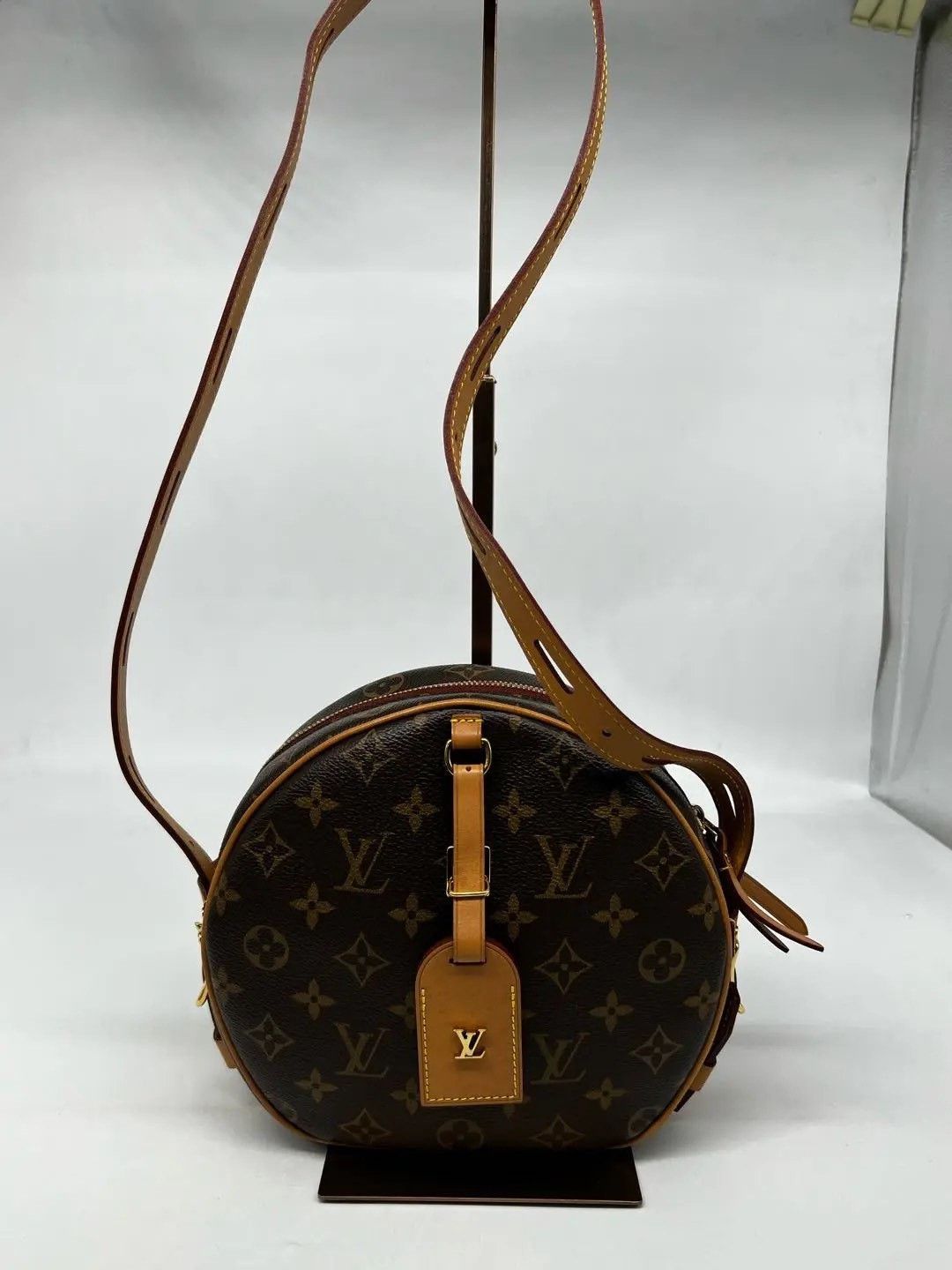 Louis Vuitton Pre-loved Bag Very good condition Size ONE SIZE - 1 Thumbnail