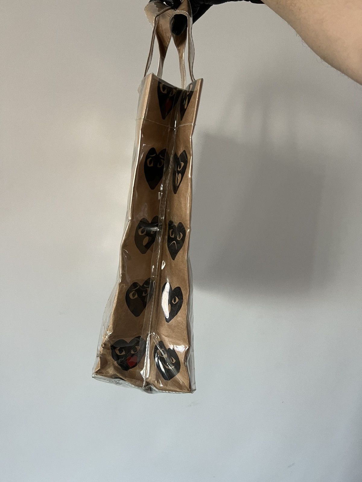 Comme des Garcons PLAY Comme des Garçons Play Holiday Emoji Paper/PVC Tote Bag Size ONE SIZE - 11 Thumbnail