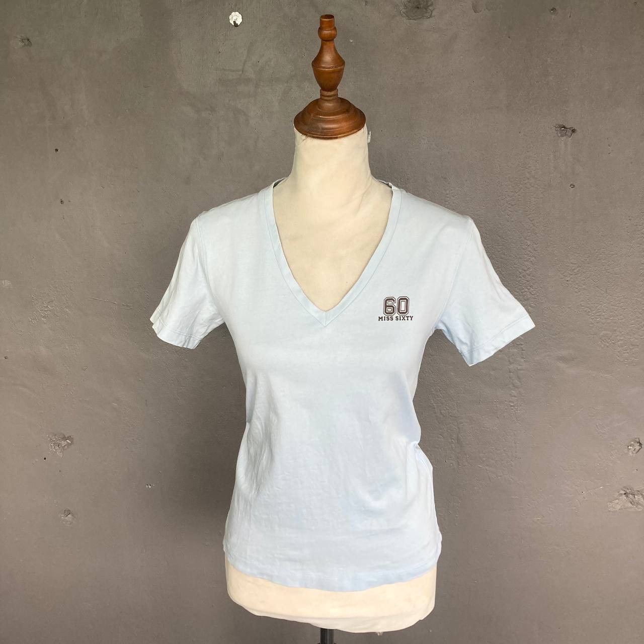 Miss Sixty Y2k V-neck Tee Size S / US 4 / IT 40 - 2 Thumbnail