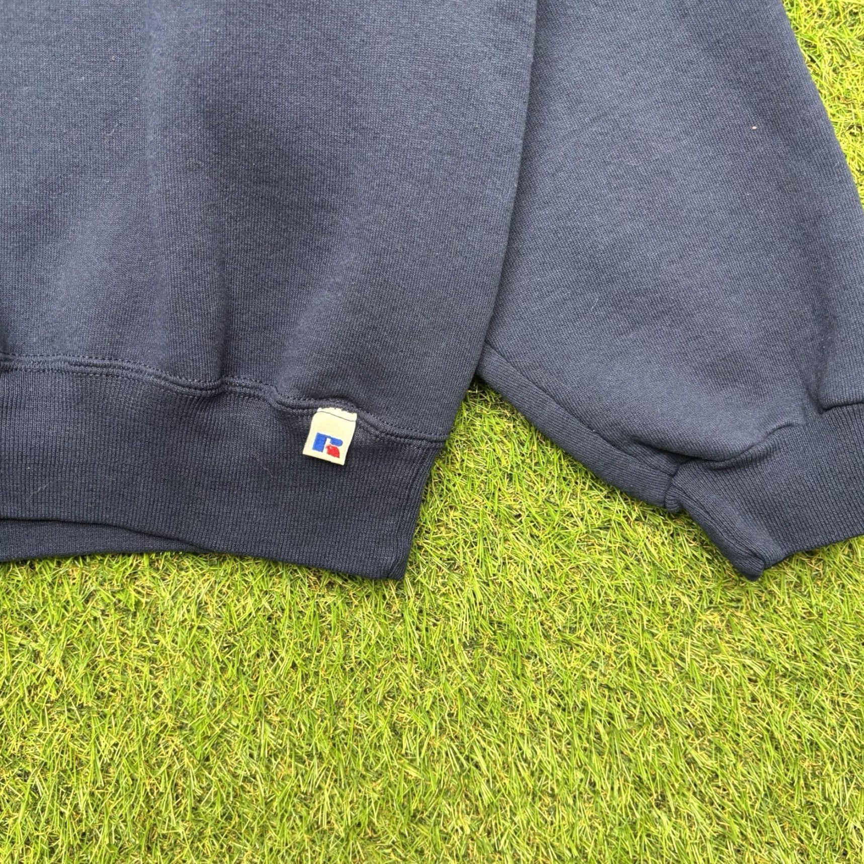 Russell Athletic VINTAGE Russell Athletic Sweatshirt Mens 2XL Blue 90s USA Crewneck Fleece Pullover Sports Size US XXL / EU 58 / 5 - 2 Thumbnail
