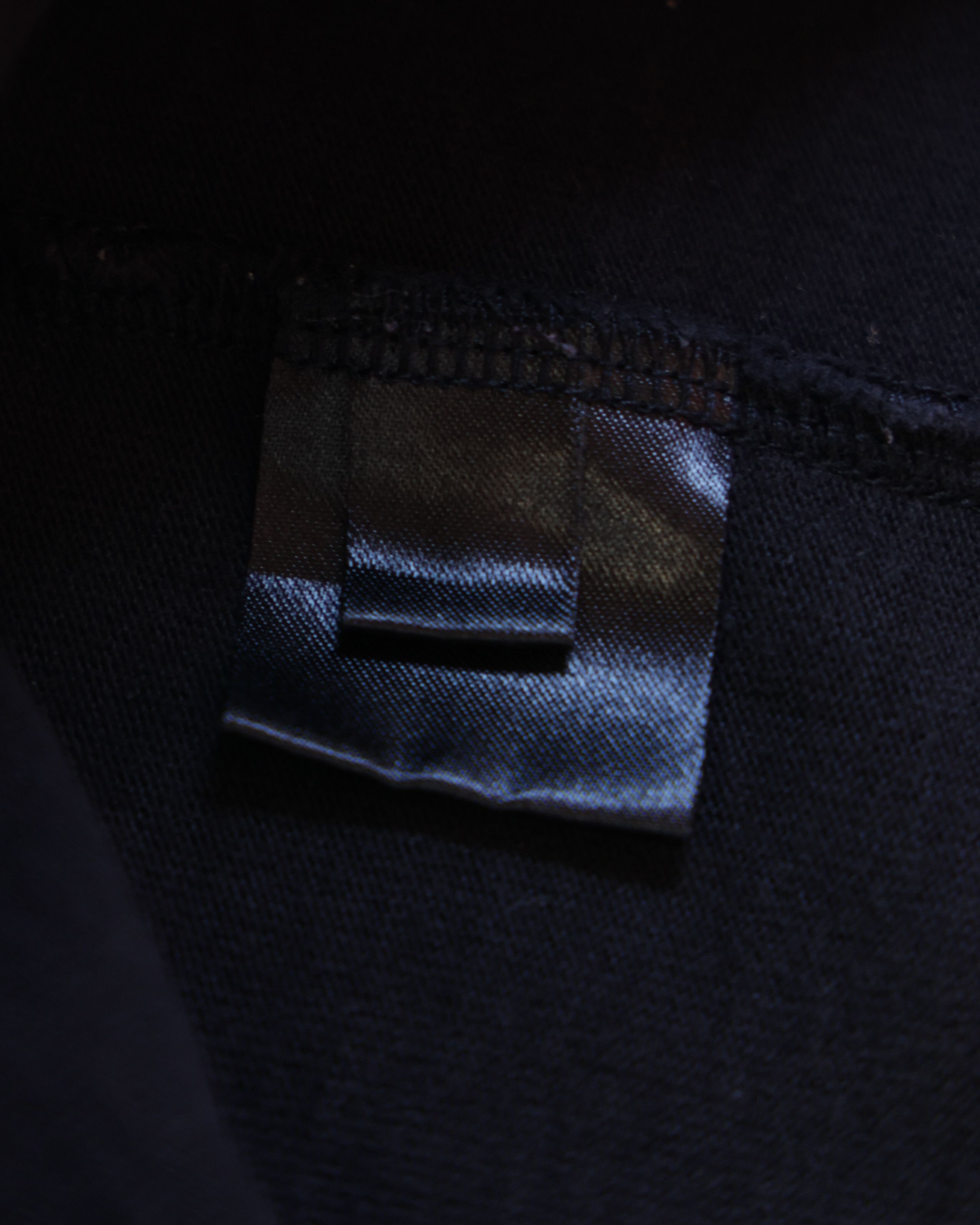 Vetements VETEMENTS FALL 15 SECURITE RECONSTRUCTED T SHIRT Size US S / EU 44-46 / 1 - 10 Thumbnail