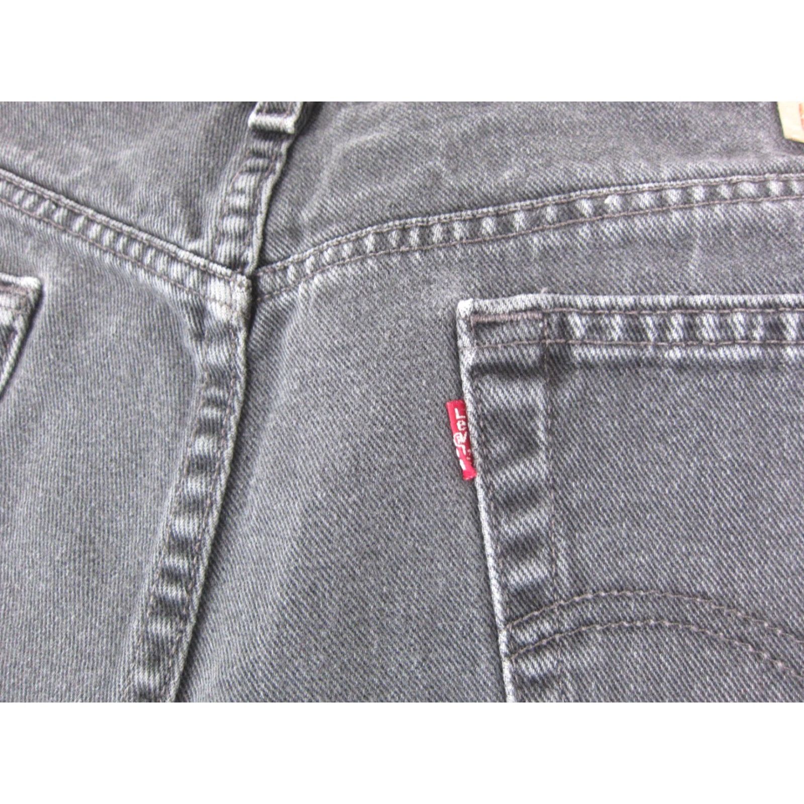 Levi's VINTAGE Levi's 550 Jeans Womens 40 x 31 Black Tapered Relaxed Denim 90s Mens? Size 27" / US 4 / IT 40 - 4 Thumbnail