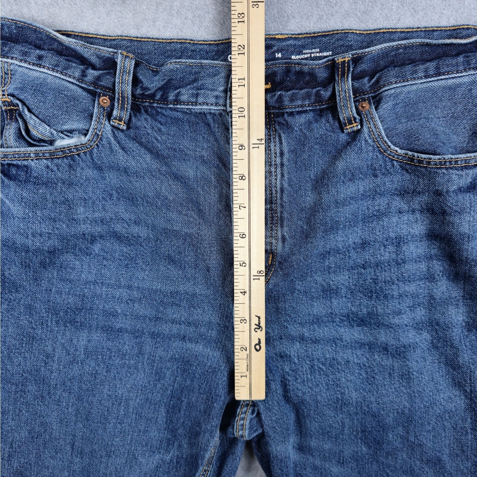 Old Navy Old Navy 14 High Rise Slouchy Straight Button Fly Jeans Size 36" / US 14 / IT 50 - 15 Thumbnail