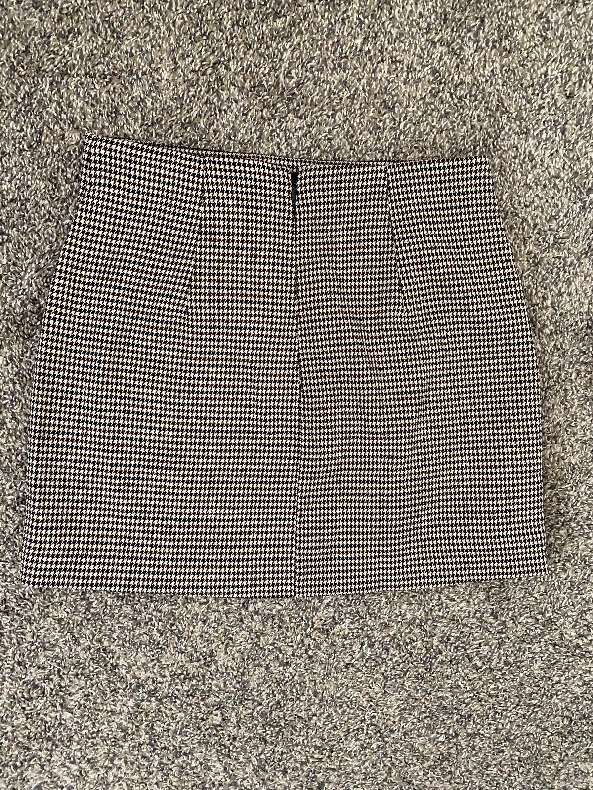 Mango NWT MANGO Mini Skirt in Houndstooth (X-SMALL) Size 26" / US 2 / IT 38 - 5 Thumbnail