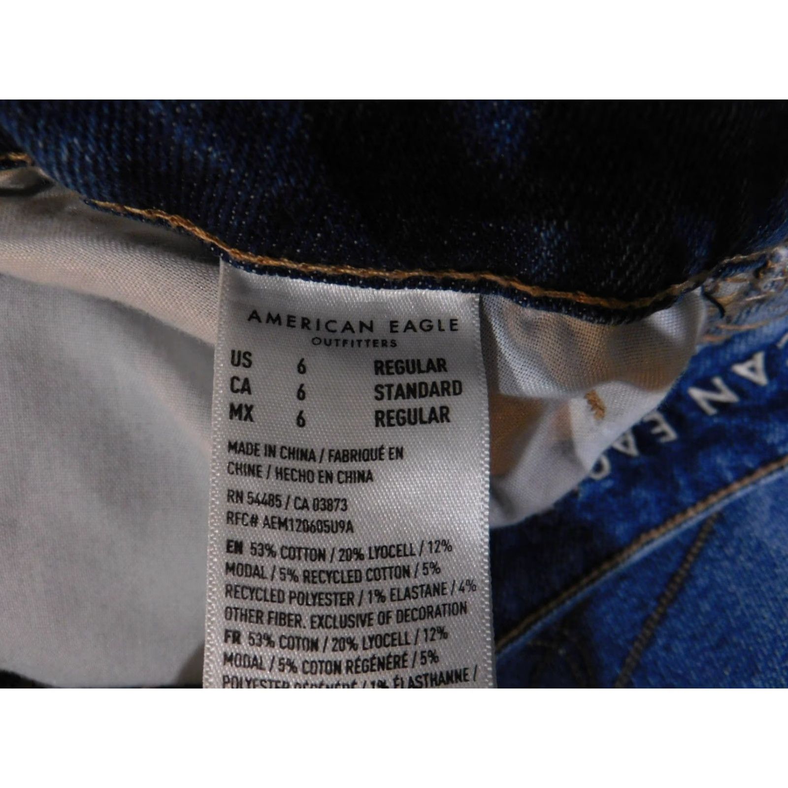 American Eagle Outfitters American Eagle Jeans Womens 6 Blue Mom Straight Distressed Stretch Denim Size 28" / US 6 / IT 42 - 6 Thumbnail