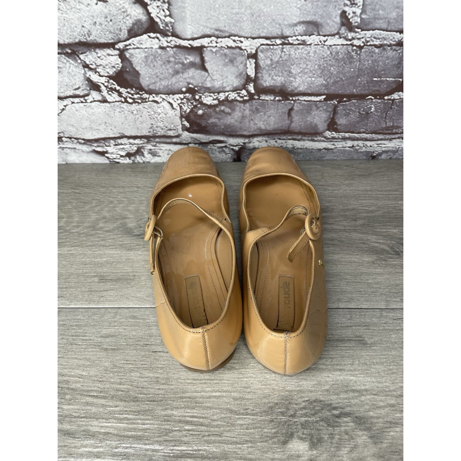 Other LARROUDE Vibram Nude Patent Leather Mary Jane Flats Shoes Wo Size US 5 / IT 35 - 6 Thumbnail
