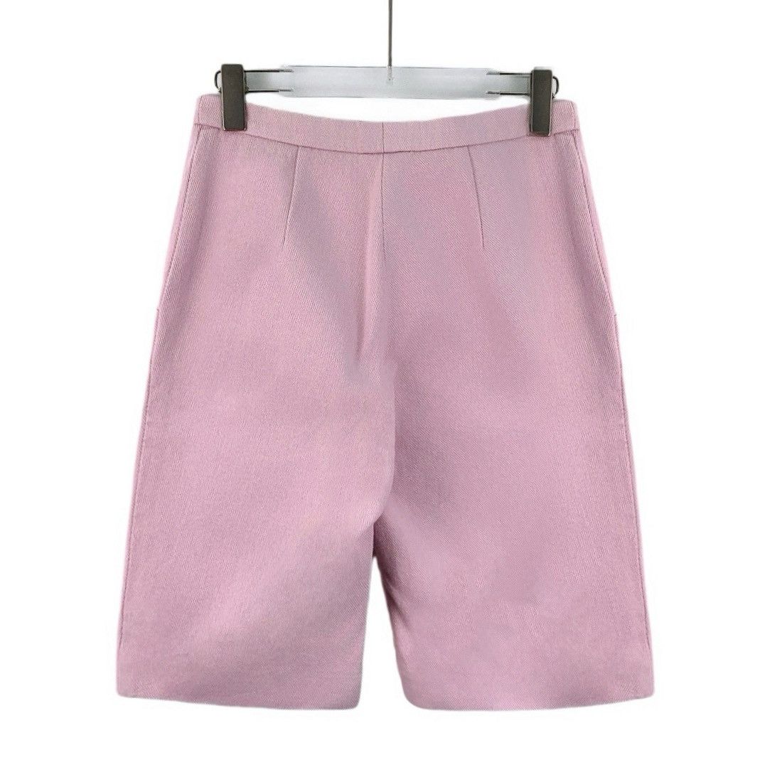 Chanel Chanel Pink CC Logo Cotton Casual Bermuda Shorts K26WX Size 25" / US 0 / IT 36 - 2 Thumbnail