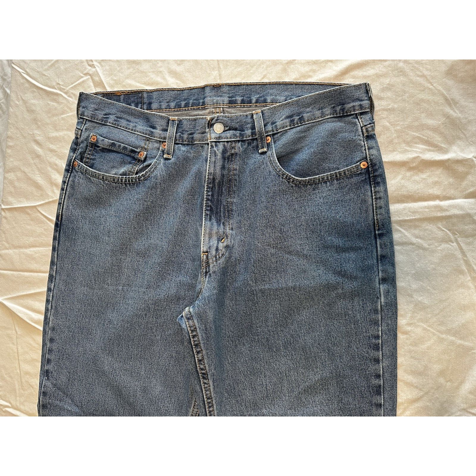 Levi's Levis 550 Jeans 36x30 Blue Med Relaxed Streetware Normcore Size US 36 / EU 52 - 2 Thumbnail