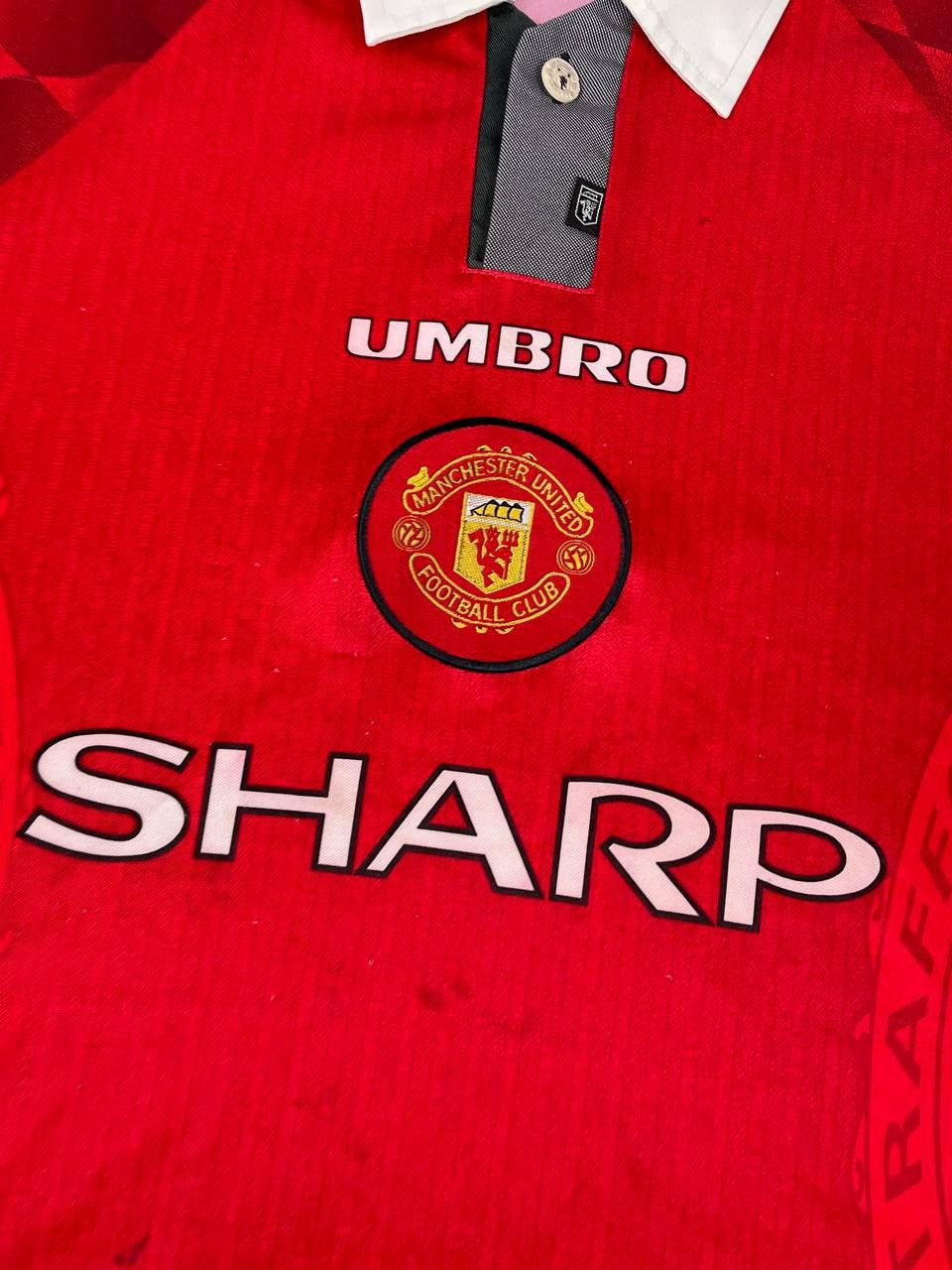 Umbro Umbro Manchester United 1996 1998 Home Shirt Soccer Jersey Size US M / EU 48-50 / 2 - 3 Thumbnail