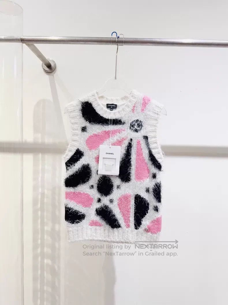 Chanel Chanel 23k flower vest Size XXS / US 00 / IT 34 - 1 Thumbnail