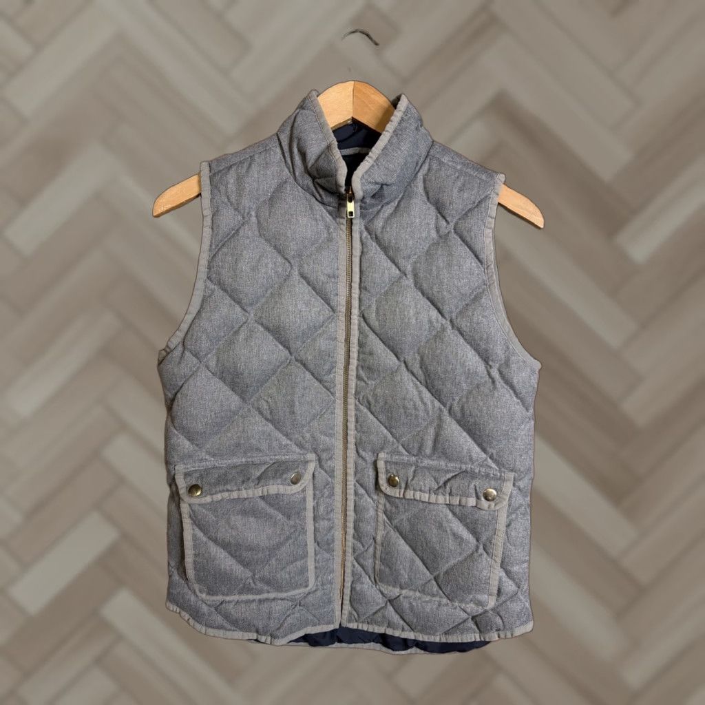 J.Crew J. Crew Excursion Quilted Down Puffer Vest Women’s XS Gray Full Zip Pockets Modern Outdoors Fall Winter Size XS / US 0-2 / IT 36-38 - 1 Thumbnail