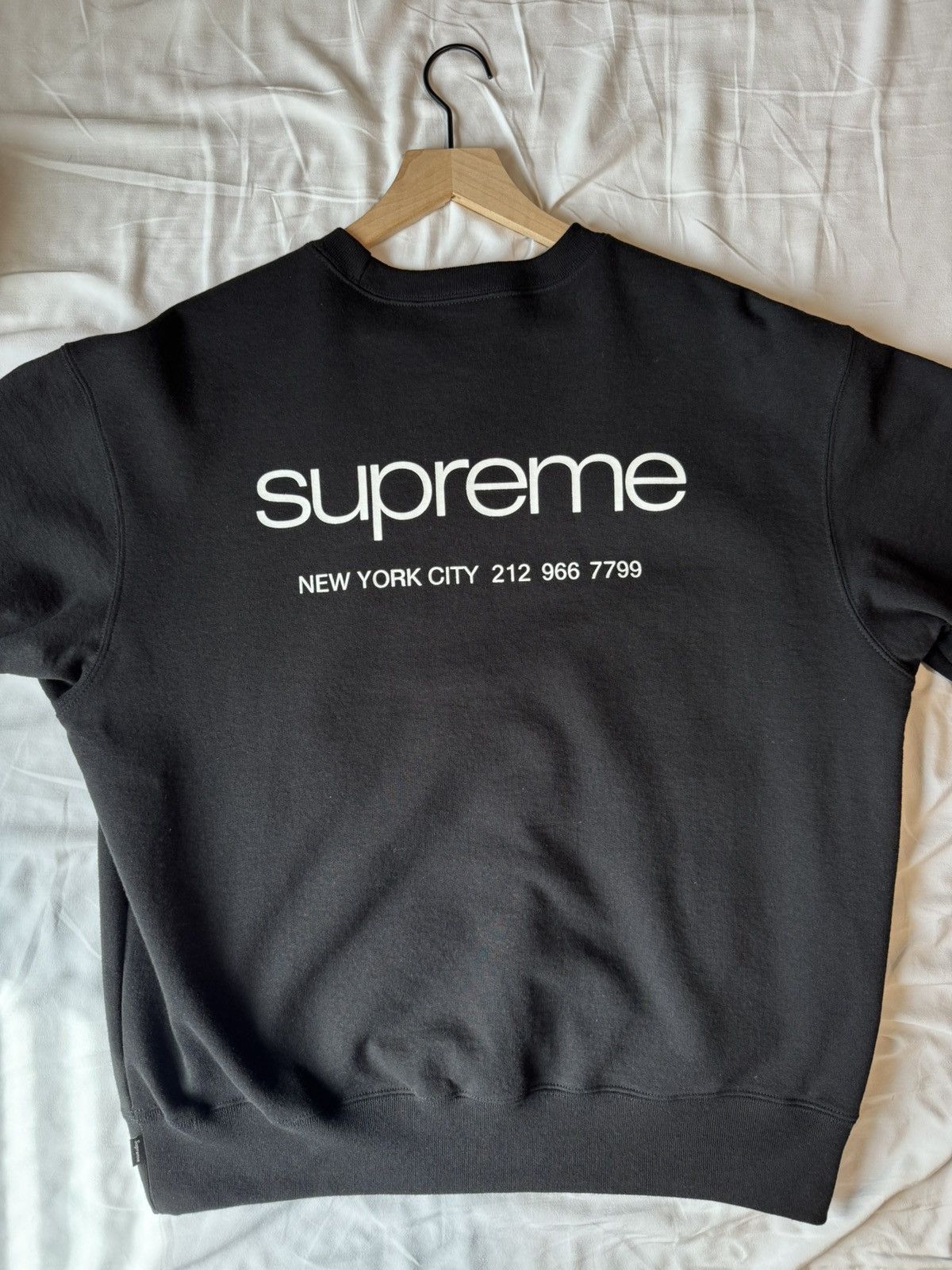 Supreme NYC Crewneck size M Supreme NYC Crewneck