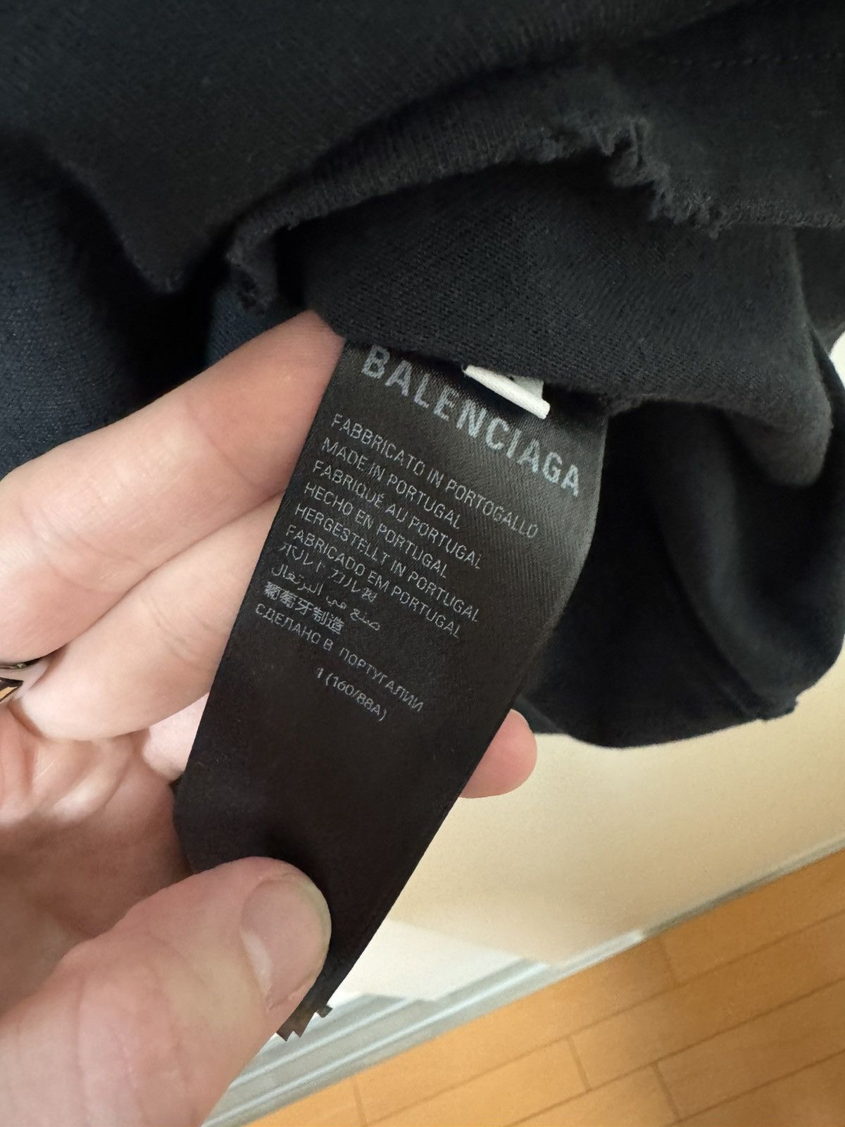 Balenciaga Tokyo Ginza Exclusive T-Shirt Size US S / EU 44-46 / 1 - 5 Thumbnail