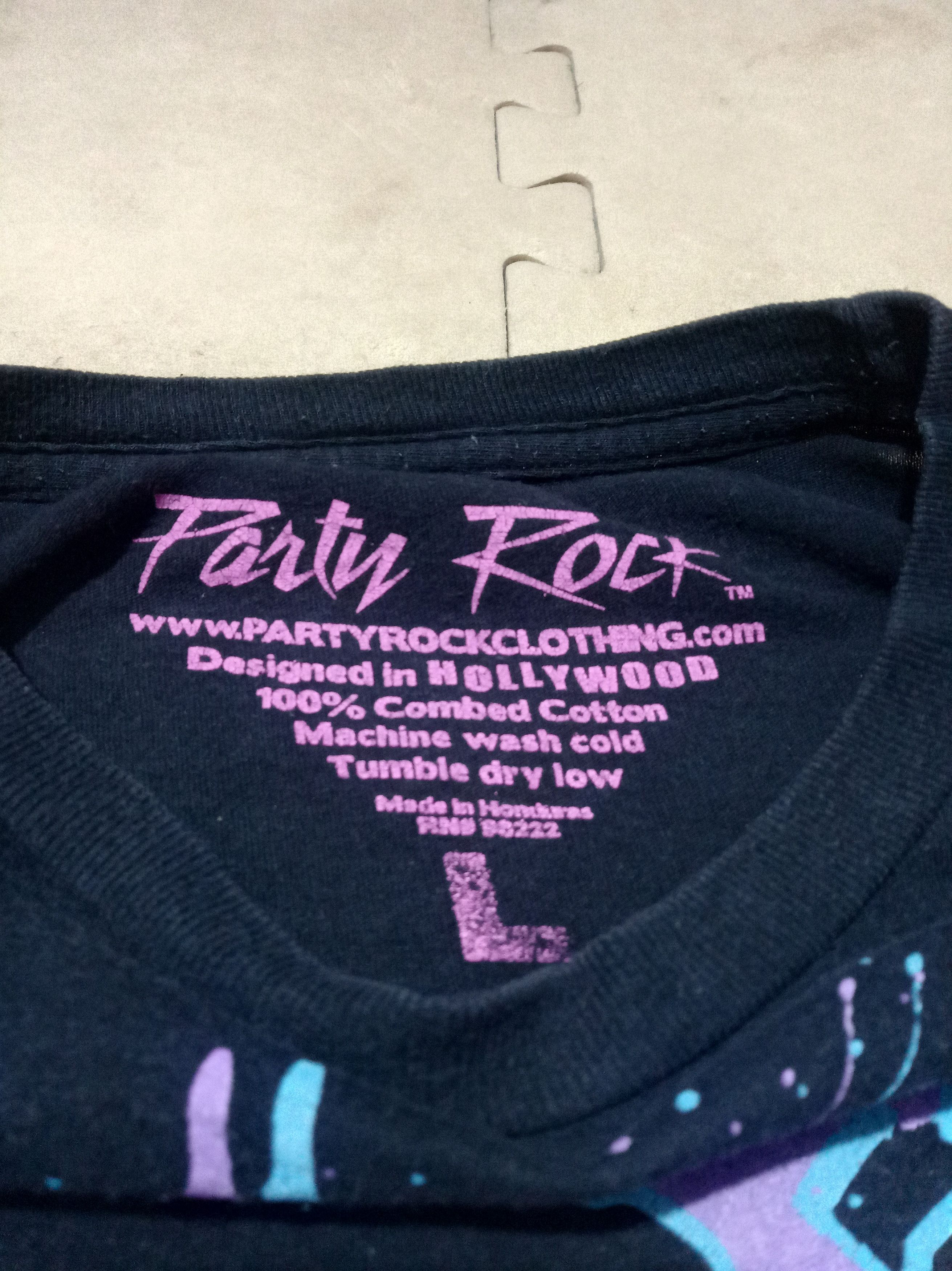 Band Tees LMFAO Size US L / EU 52-54 / 3 - 2 Thumbnail