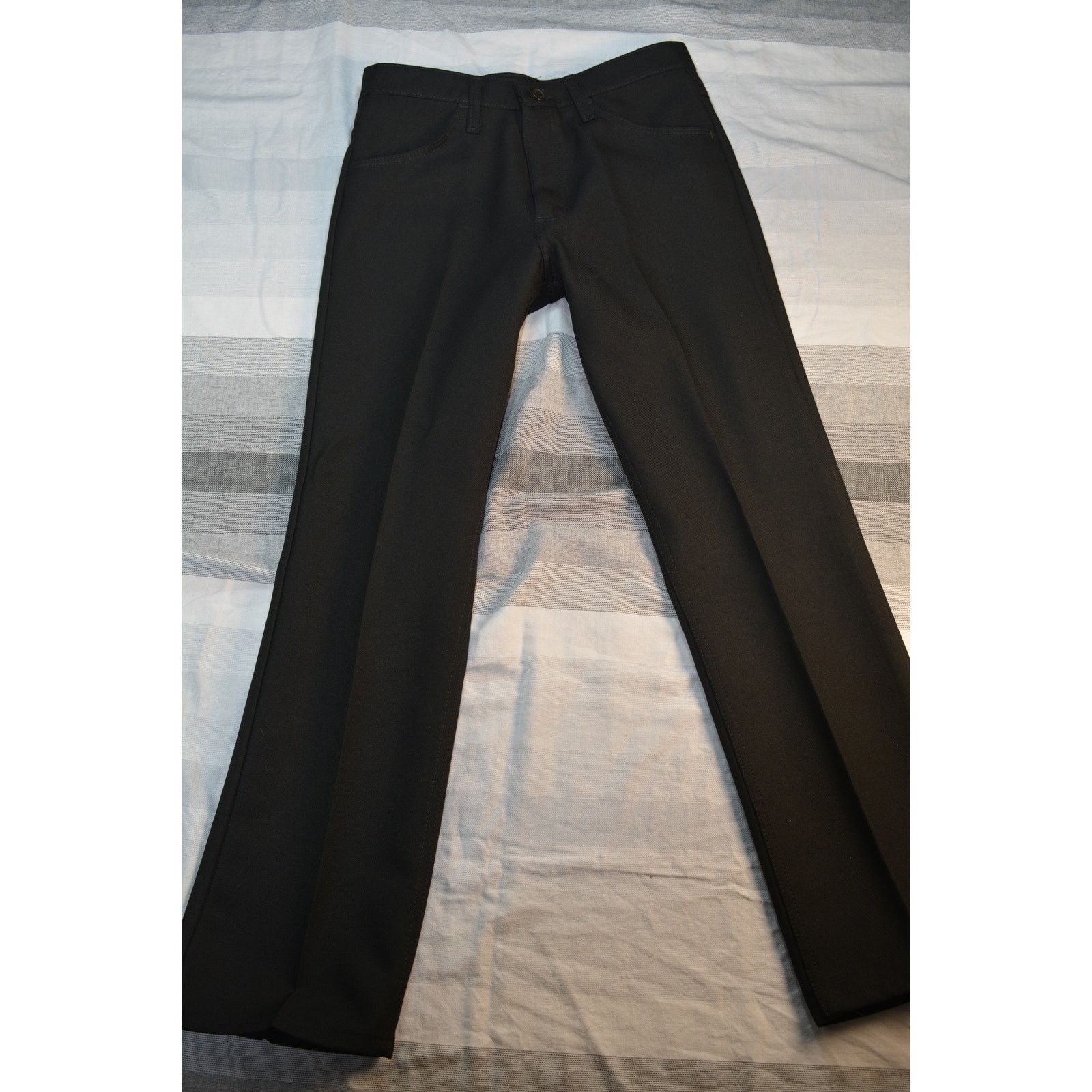 Wrangler Wrangler Men's Wrancher Dress Jeans, style number 82BK Size US 30 / EU 46 - 1 Thumbnail