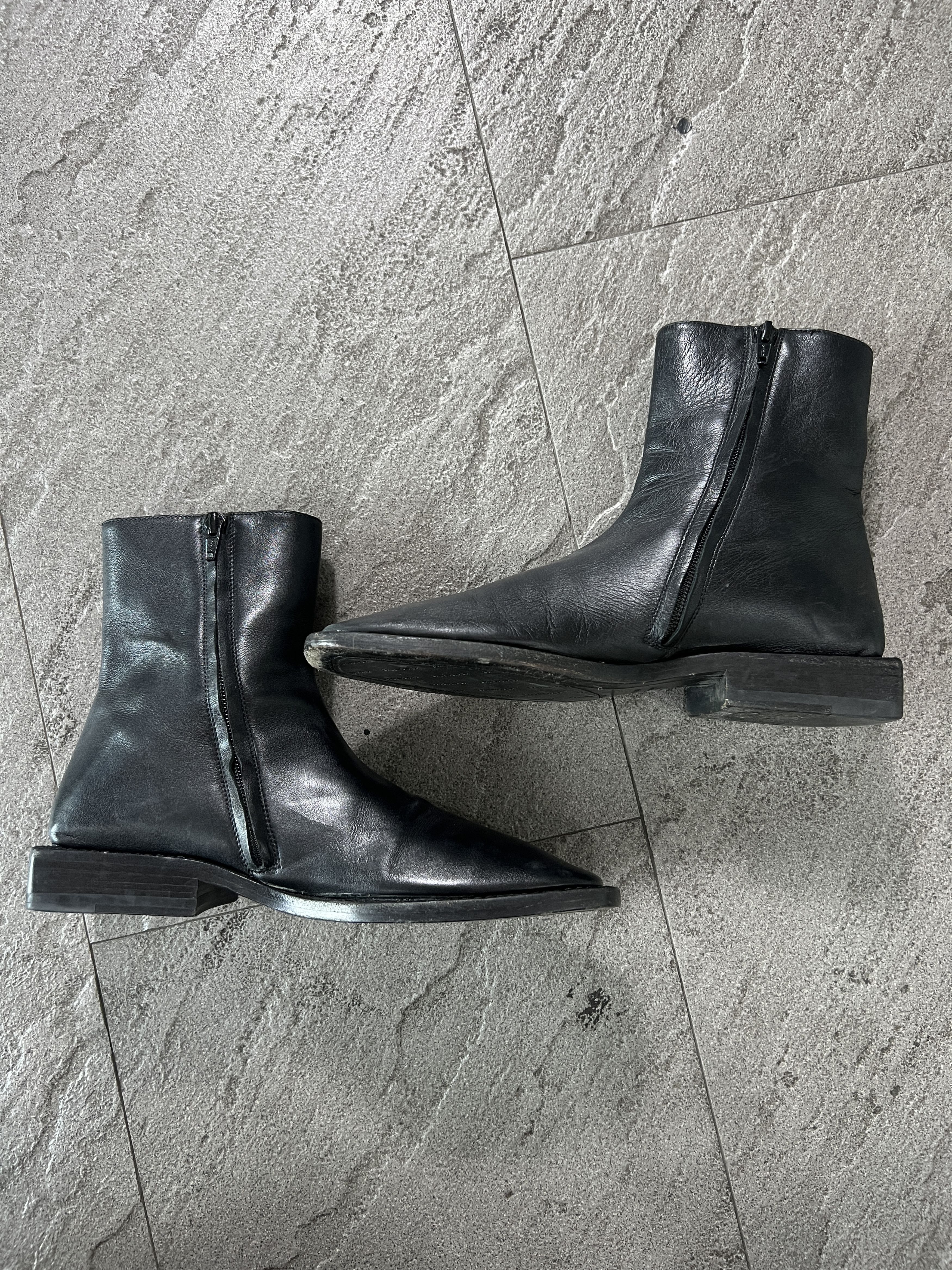 Balenciaga Balenciaga BB Heel Logo Leather Zip Ankle Boots 37.5 Size US 7.5 / IT 37.5 - 6 Thumbnail