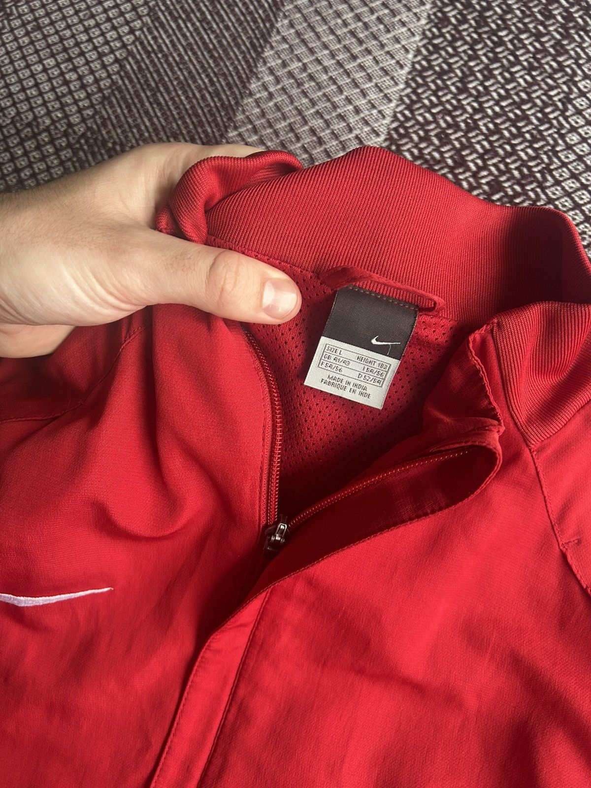 Vintage Vintage Nike Track Jacket Sports Style Red Streetwear SZ L Size US L / EU 52-54 / 3 - 11 Thumbnail