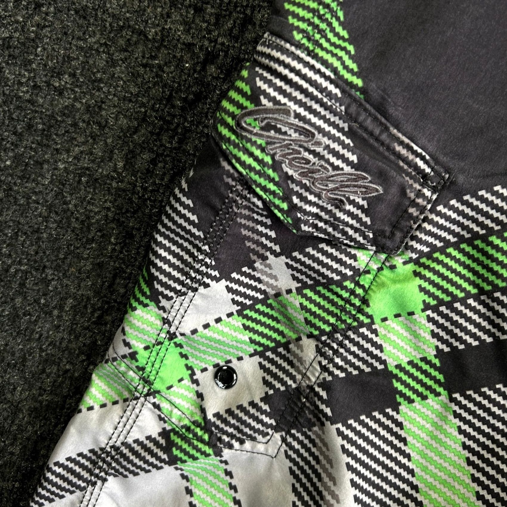 O'Neill VINTAGE O'Neill Boardshorts Swim Trunks 36 Green Black Plaid 90s Y2K Beach Mens Short - Board Shorts, Drawstring, Pockets Size US 36 / EU 52 - 3 Thumbnail