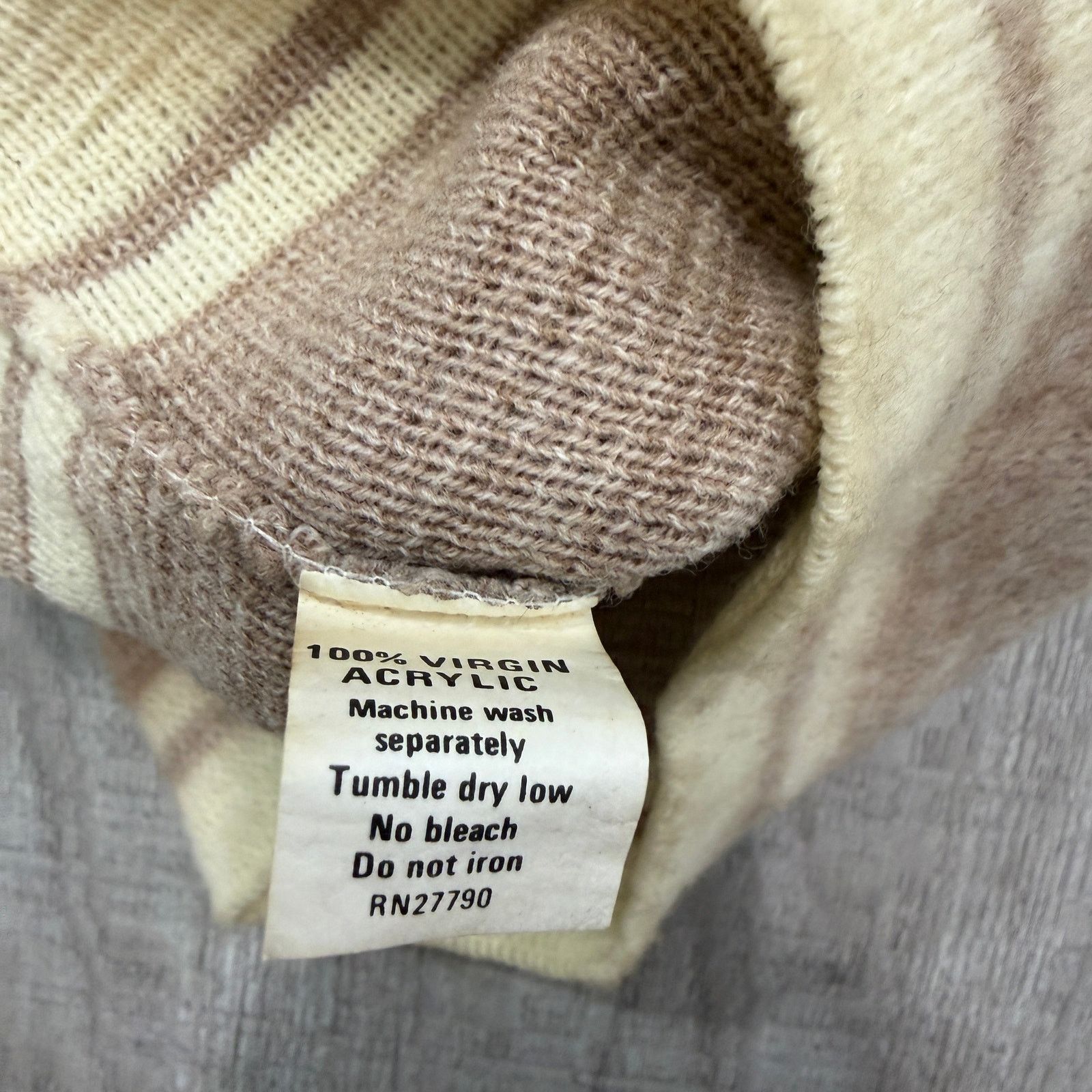 Vintage Vintage Sweater Emporium Full Zip Men's Small Brown Cream Size US S / EU 44-46 / 1 - 6 Thumbnail