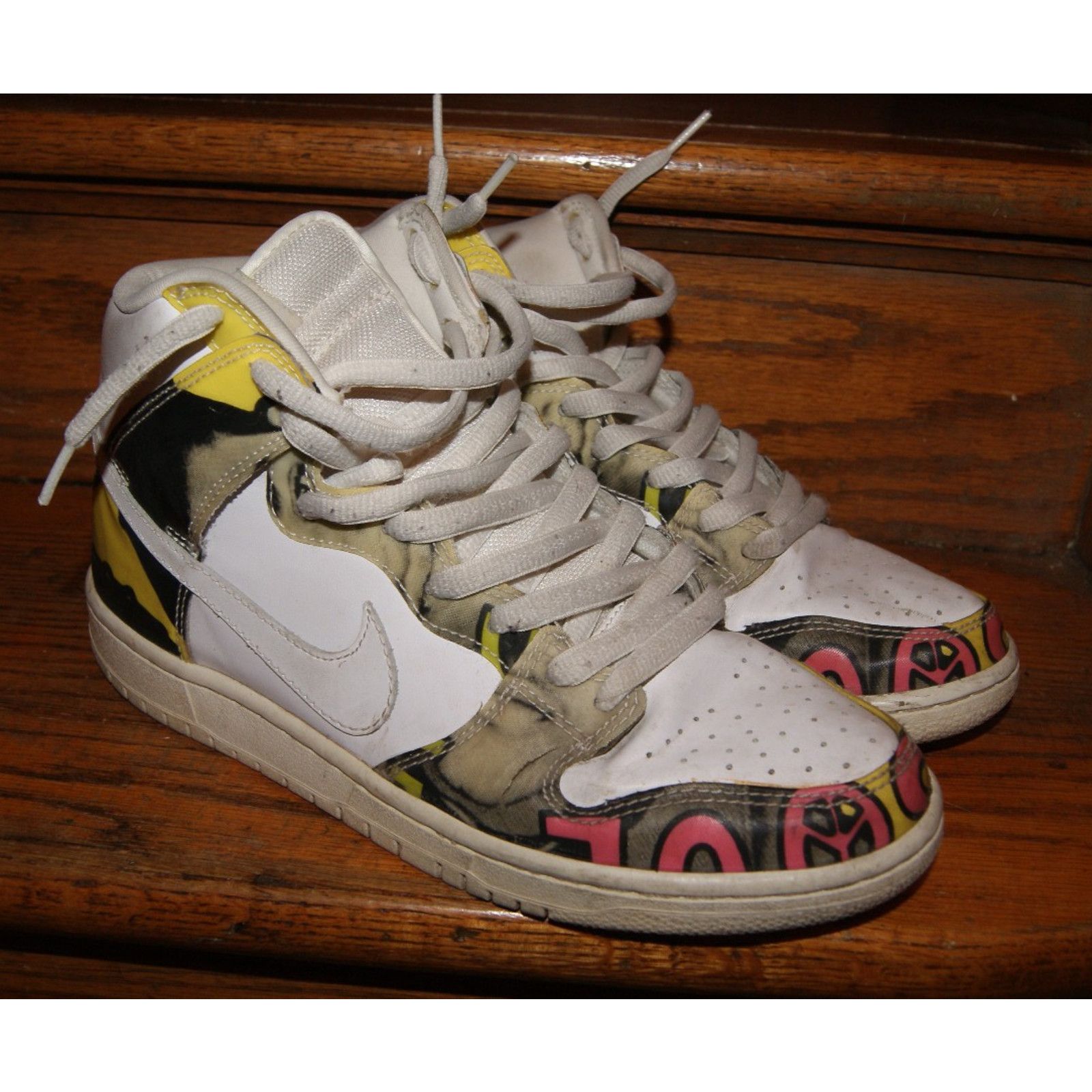 Nike Nike SB Dunk High de La Soul White Mens Size 9 - 2014 Size US 9 / EU 42 - 1 Thumbnail