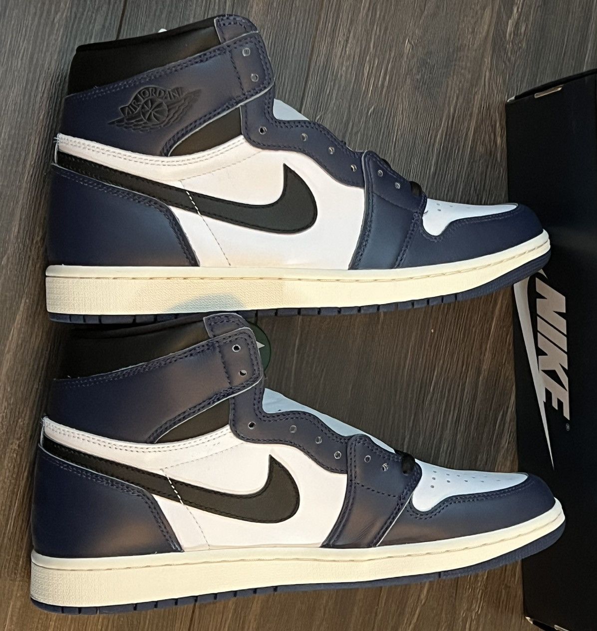 Nike Nike Air Jordan 1 Midnight Navy 10.5US Size US 10.5 / EU 43-44 - 4 Thumbnail