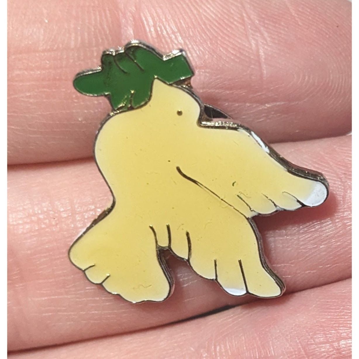 Other White Dove With Olive Branch Enamel Lapel Pin Size ONE SIZE - 1 Thumbnail