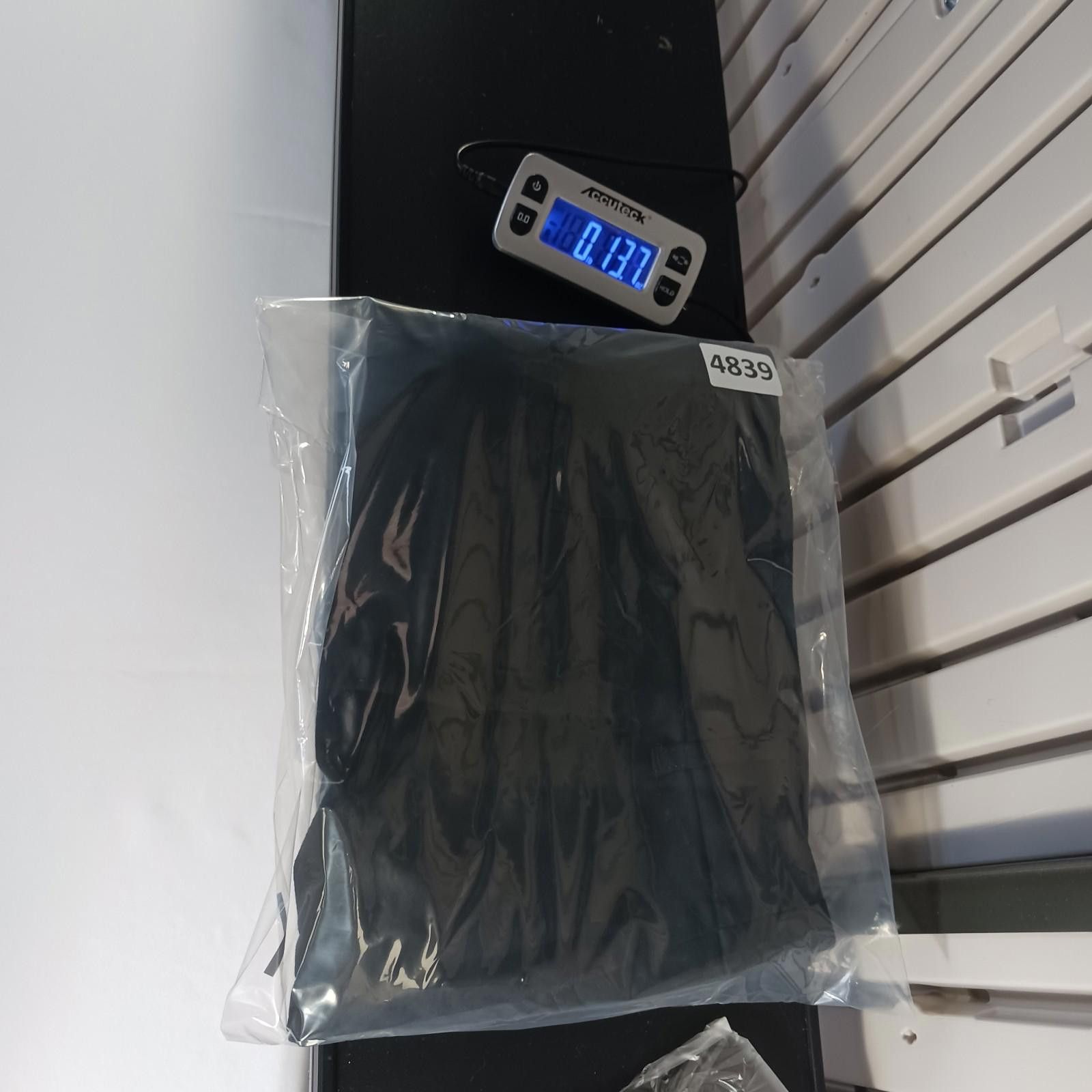 St. Johns Bay St John's Bay Womens Black Bermuda Shorts Size 24W (44×11.5) Size 42" / US 20 - 9 Thumbnail