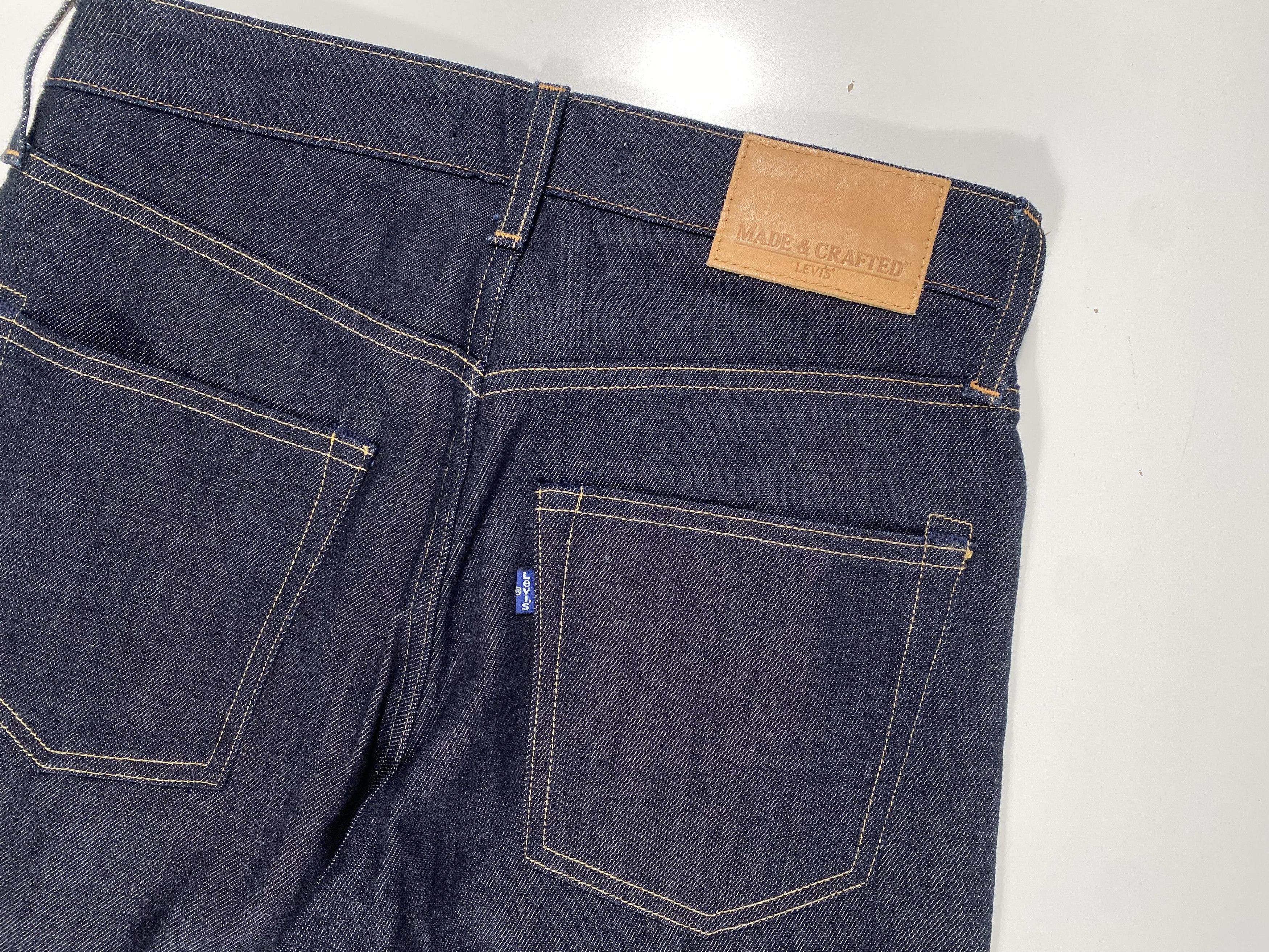 Levi's Levi's Made & Crafted Needle Narrow Dark Wash Selvedge Jeans Size US 28 / EU 44 - 8 Thumbnail