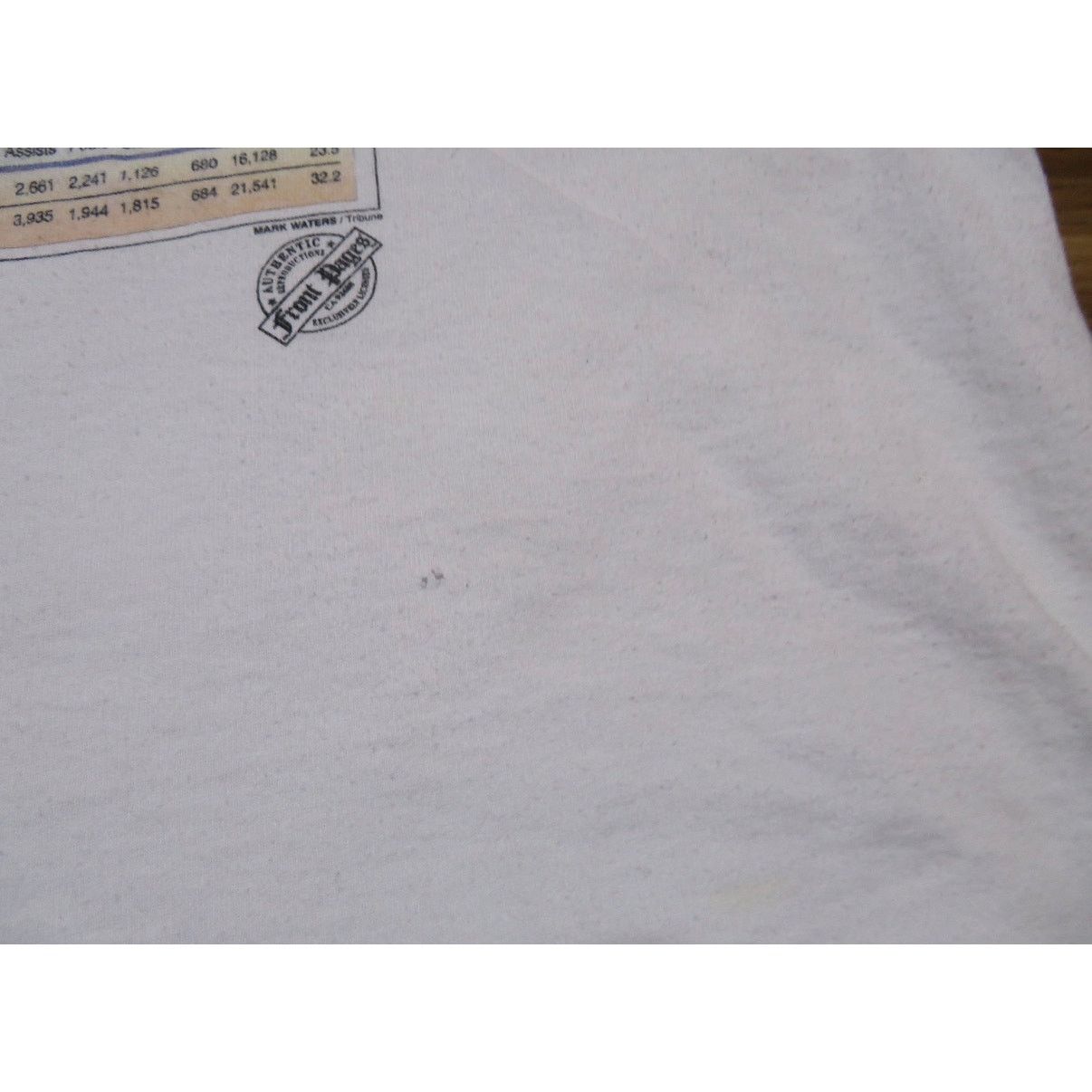 Fruit Of The Loom Vtg ‘93 Trib cvr Barkley v. Jordan NBA Finals cut-off sleeve Size US L / EU 52-54 / 3 - 7 Thumbnail