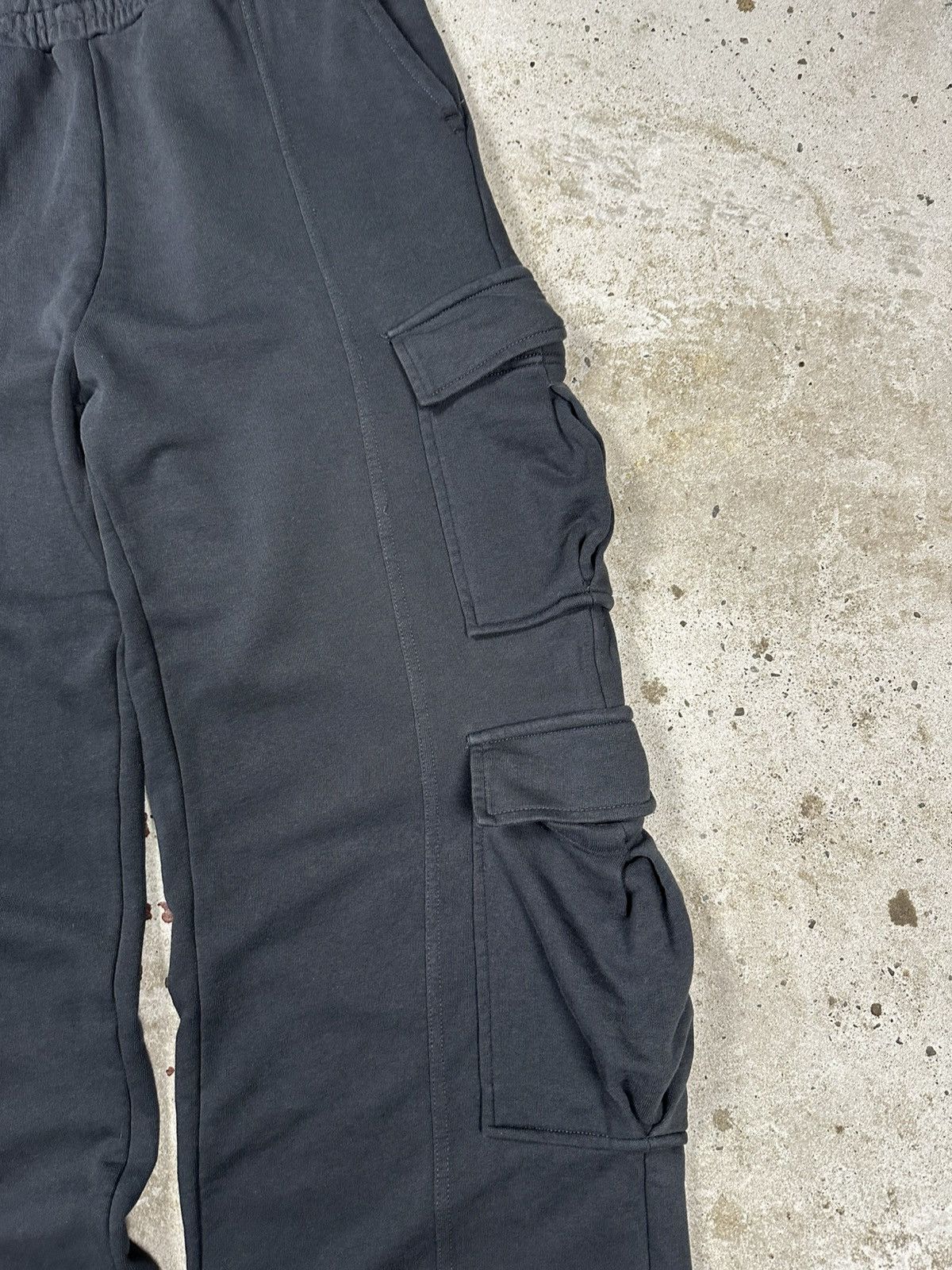 Japanese Brand Vintage Y2K ULTRA BAGGY Cargo Grey Sweatpants Flare Size US 32 / EU 48 - 6 Thumbnail
