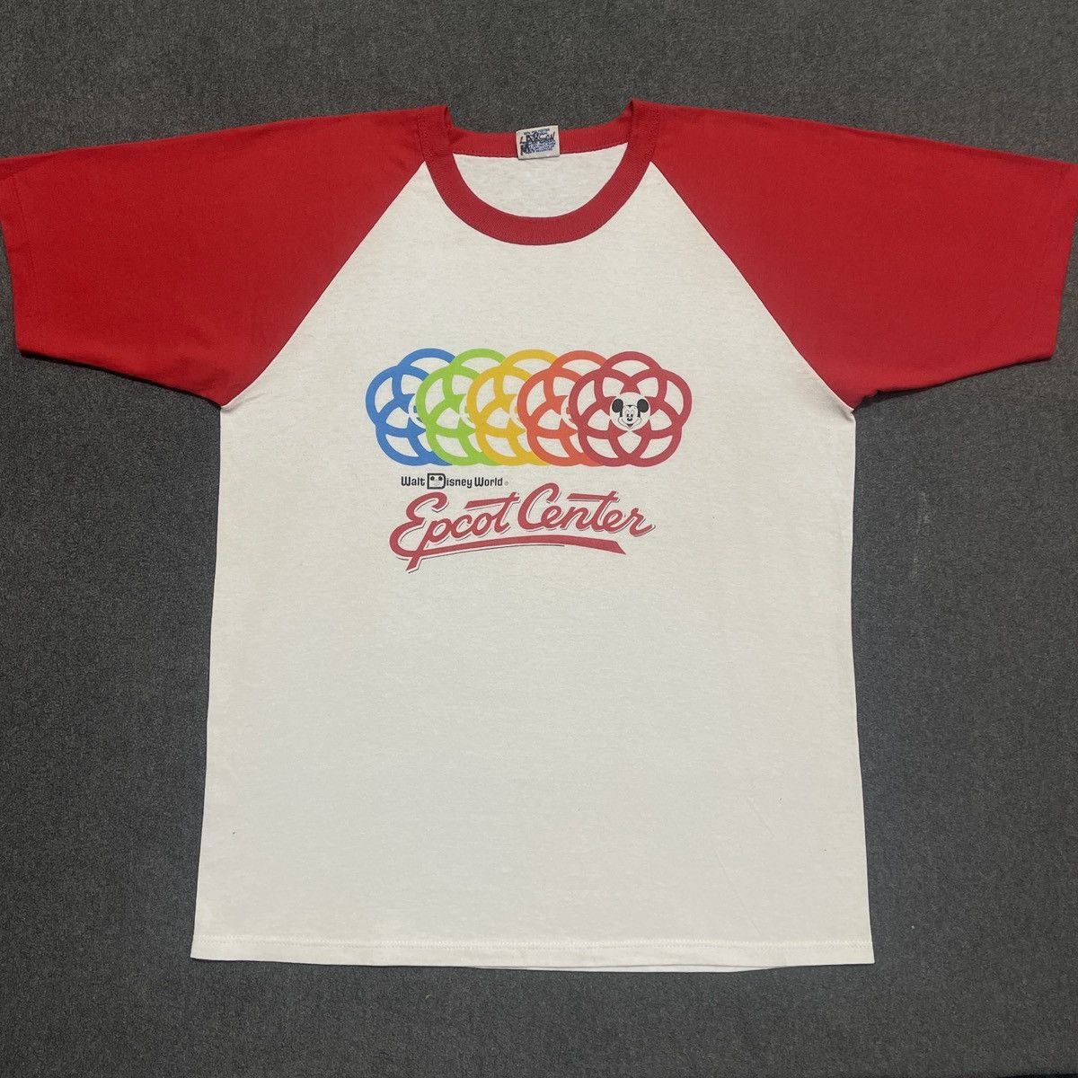Disney Vintage Walt Disney World Epcot Center T-shirt Size US L / EU 52-54 / 3 - 1 Thumbnail
