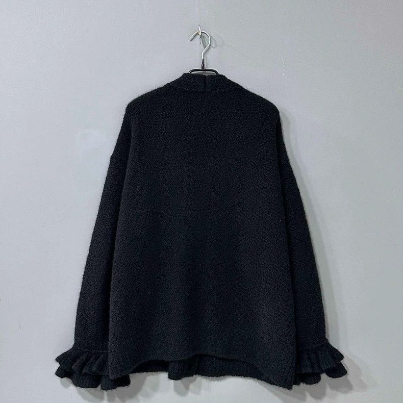 Chanel Chanel 24 new black lace sleeve cashmere cardigan jacket 25 Size M / US 6-8 / IT 42-44 - 3 Thumbnail