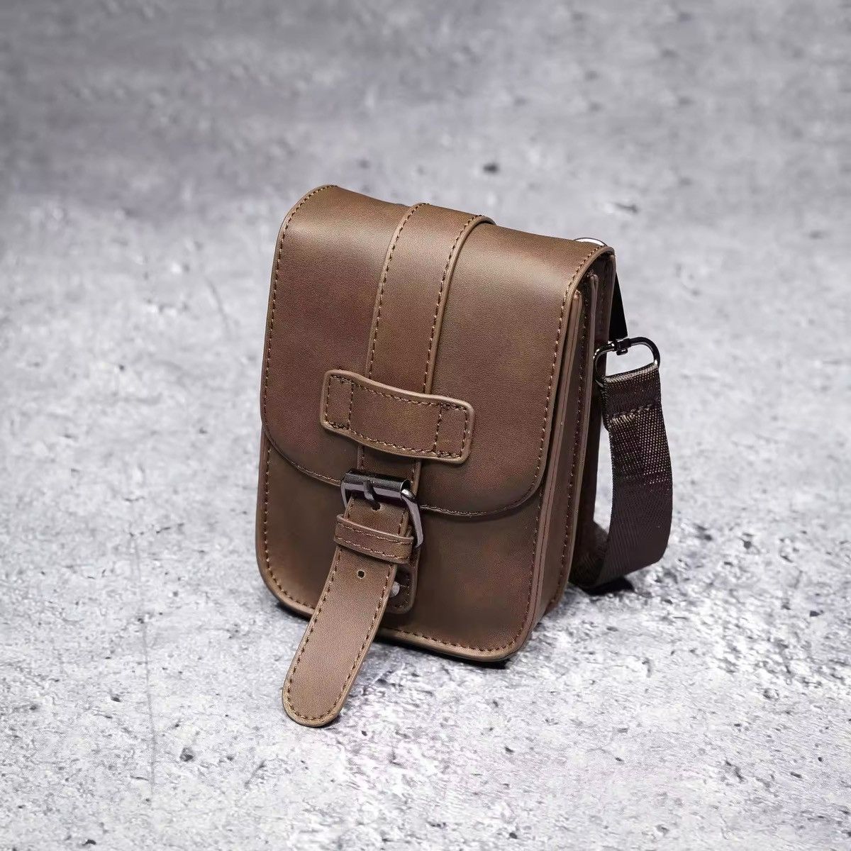 Designer × Vintage Streetwear Shoulder Crossbody Vintage Mini Mobile Bag Size ONE SIZE - 3 Thumbnail