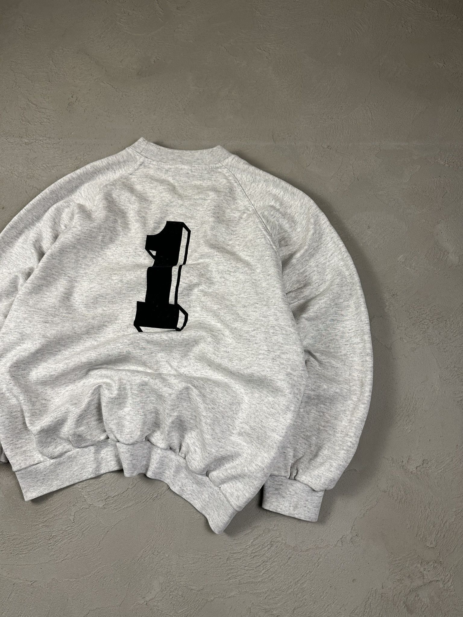 Asics 80s Vintage Acisc Spellout Logo "1" Boxy Crewneck Japan Size US XL / EU 56 / 4 - 13 Thumbnail