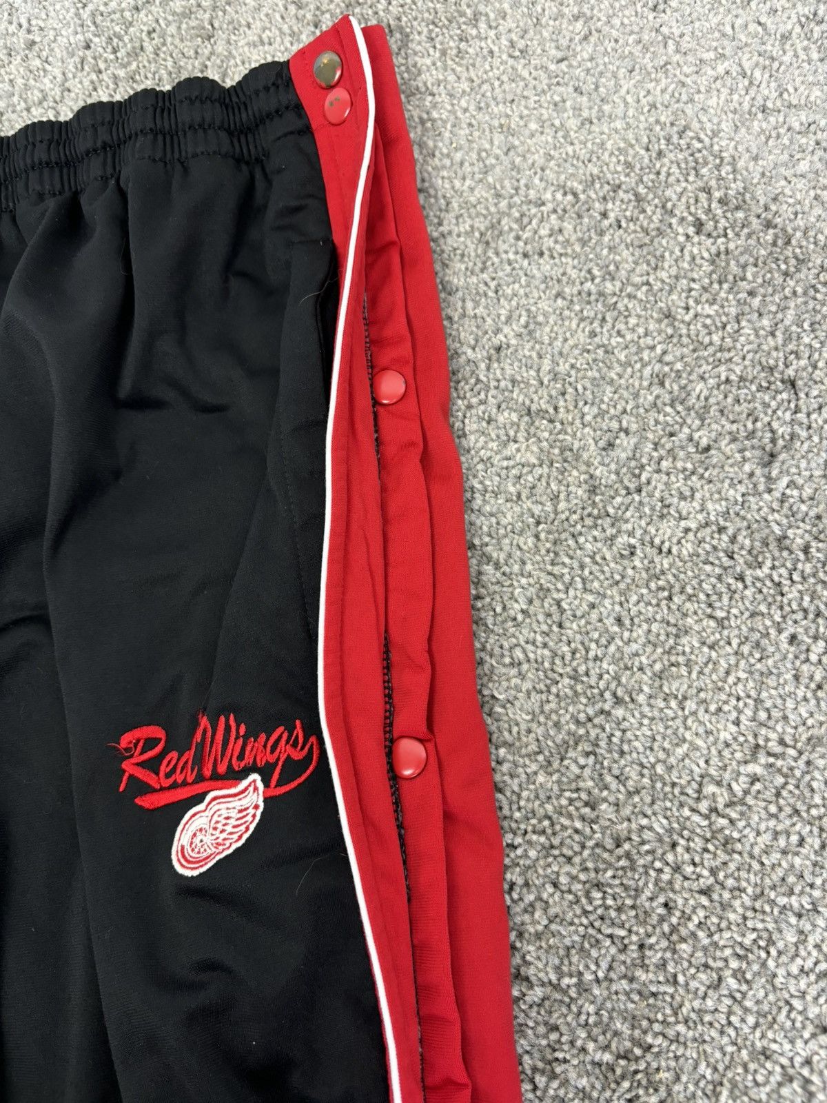 Pro Edge Vintage detroit red wings tear away nhl pro edge sweatpants Size US 35 - 5 Thumbnail