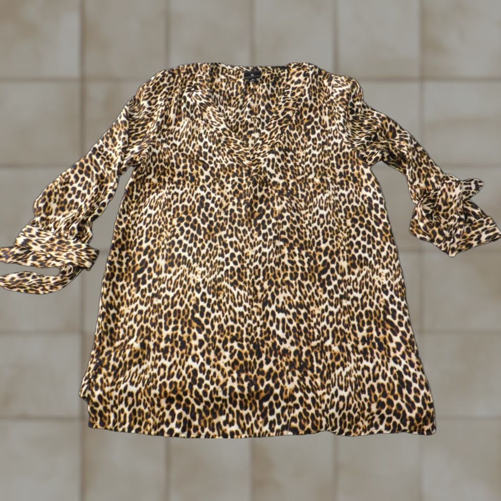 Worthington Worthington Womens Blouse S Brown Animal Print Pullover Top 3/4 Sleeve Casual Button Collared Polyester Rayon Regular Ladies Mens? Size S / US 4 / IT 40 - 1 Thumbnail