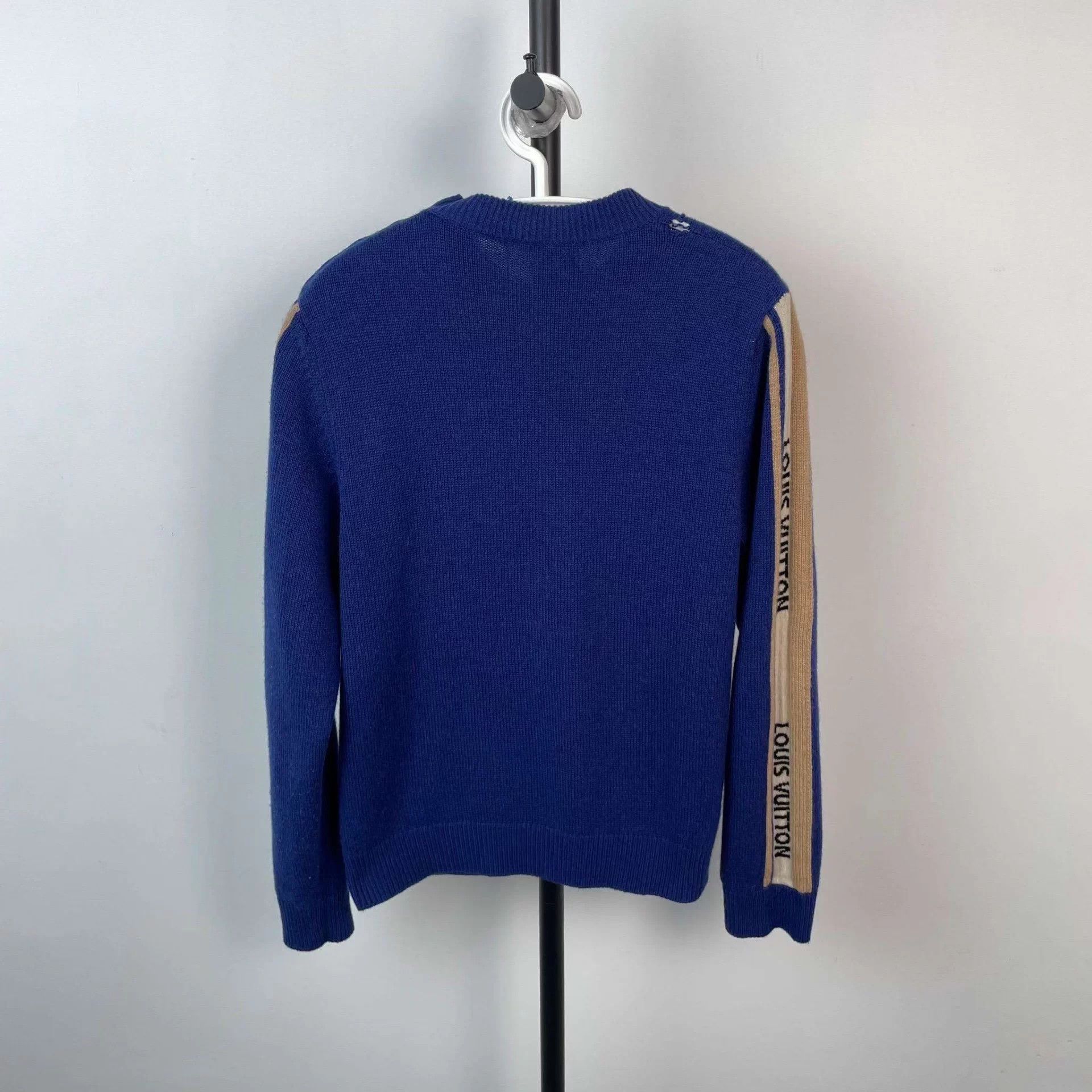 Louis Vuitton LV blue knit sweater M size Size US M / EU 48-50 / 2 - 2 Thumbnail