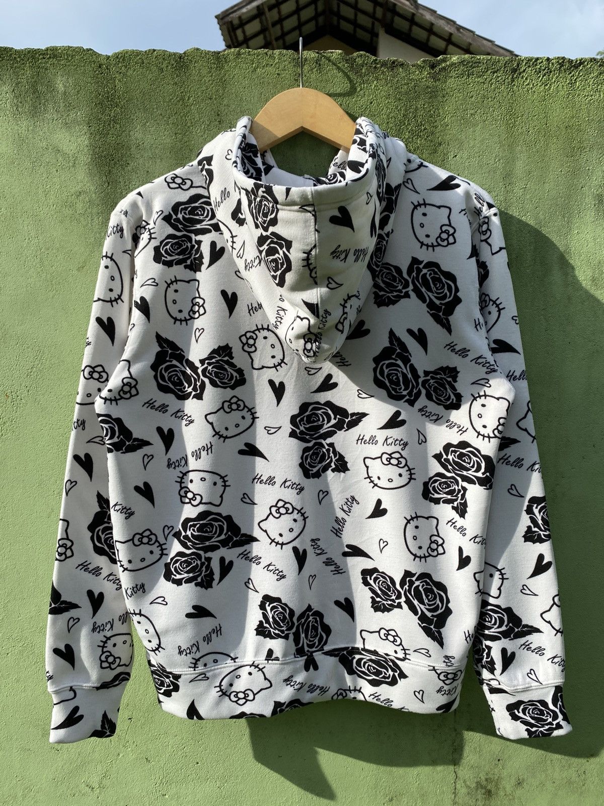 Japanese Brand Hello Kitty Japan All Over Print Zip Hoodie Black White Y2K Size US M / EU 48-50 / 2 - 9 Thumbnail