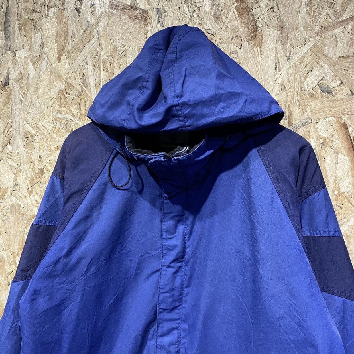 Burton vintage Burton Snowboards Toast StormLite Fabric jacket blue Size US L / EU 52-54 / 3 - 4 Thumbnail