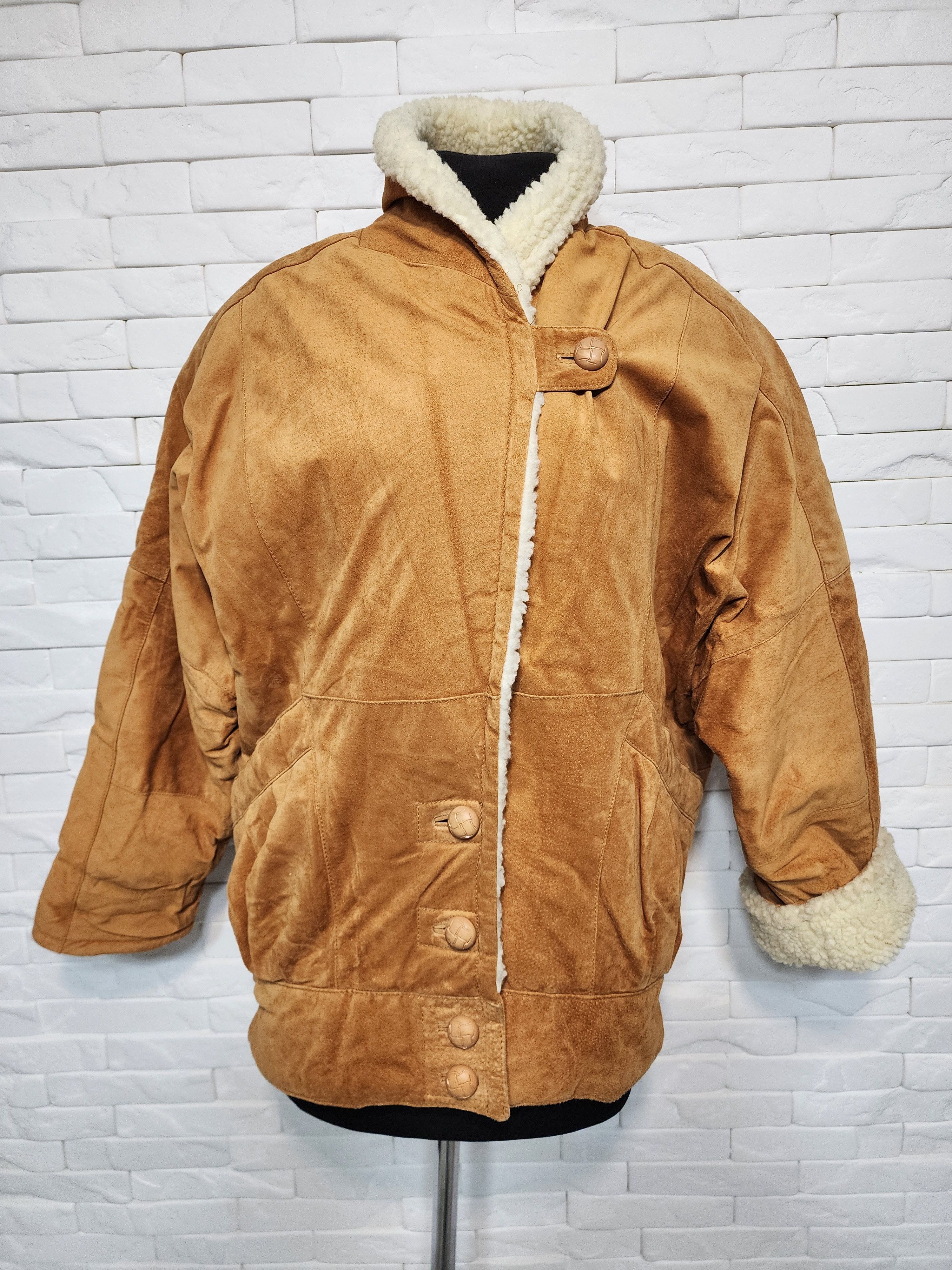 Genuine Leather Brown Women's Fur Jacket: Women's Vintage Button Coat Size M / US 6-8 / IT 42-44 - 2 Thumbnail