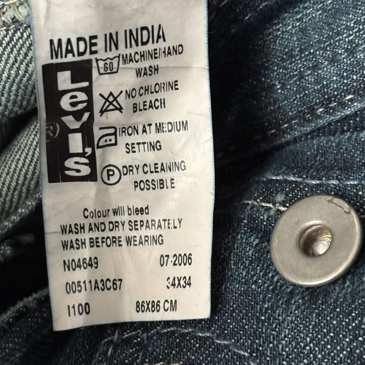 Levi's Vintage Clothing Vintage Levi’s Y2K 511 Slim Fit jeans Size US 34 / EU 50 - 6 Thumbnail